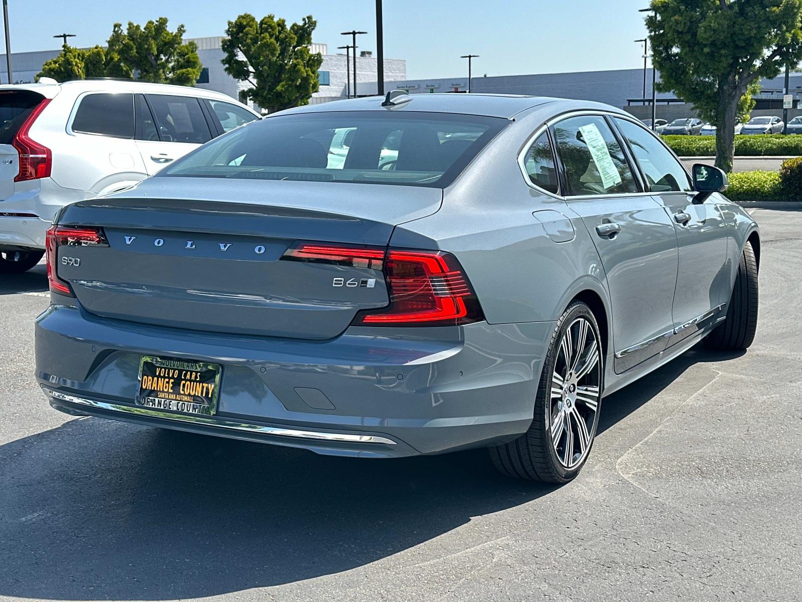 2023 Volvo S90 Plus photo 4