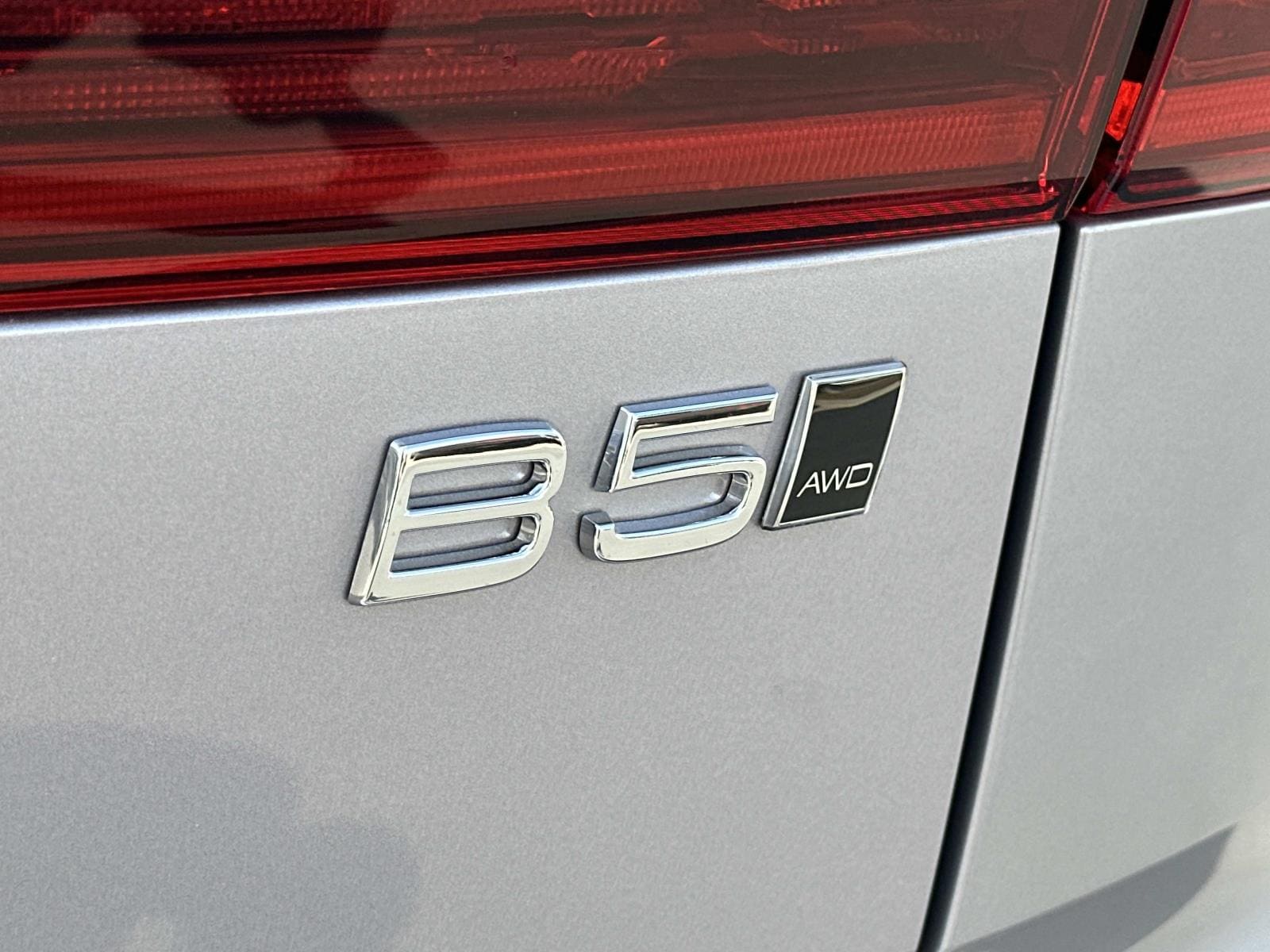 2026 Volvo XC60 Plus - Photo 22