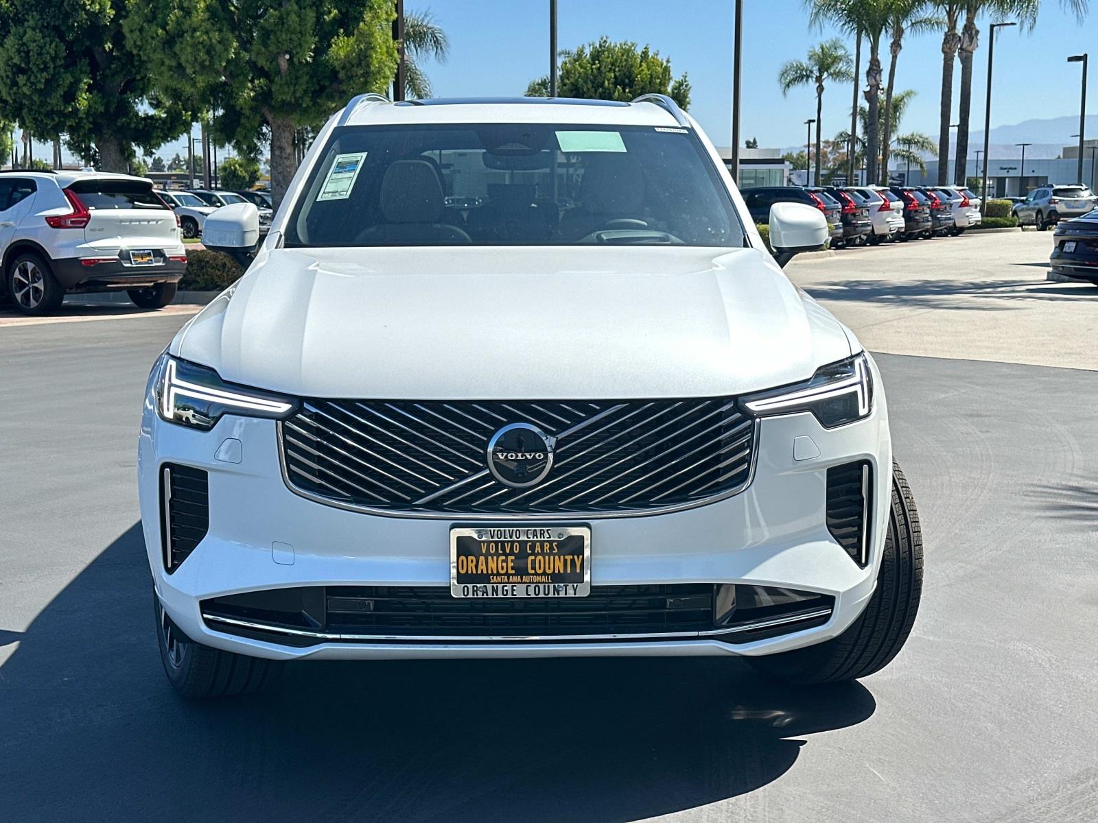 2026 Volvo XC90 photo 2
