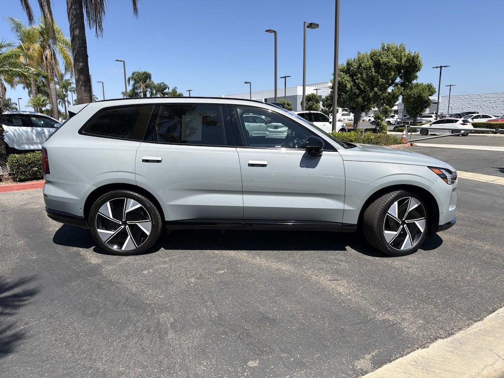 Certified 2025 Volvo EX90 Twin Motor Performance Ultra 7-Seater Sport Utility