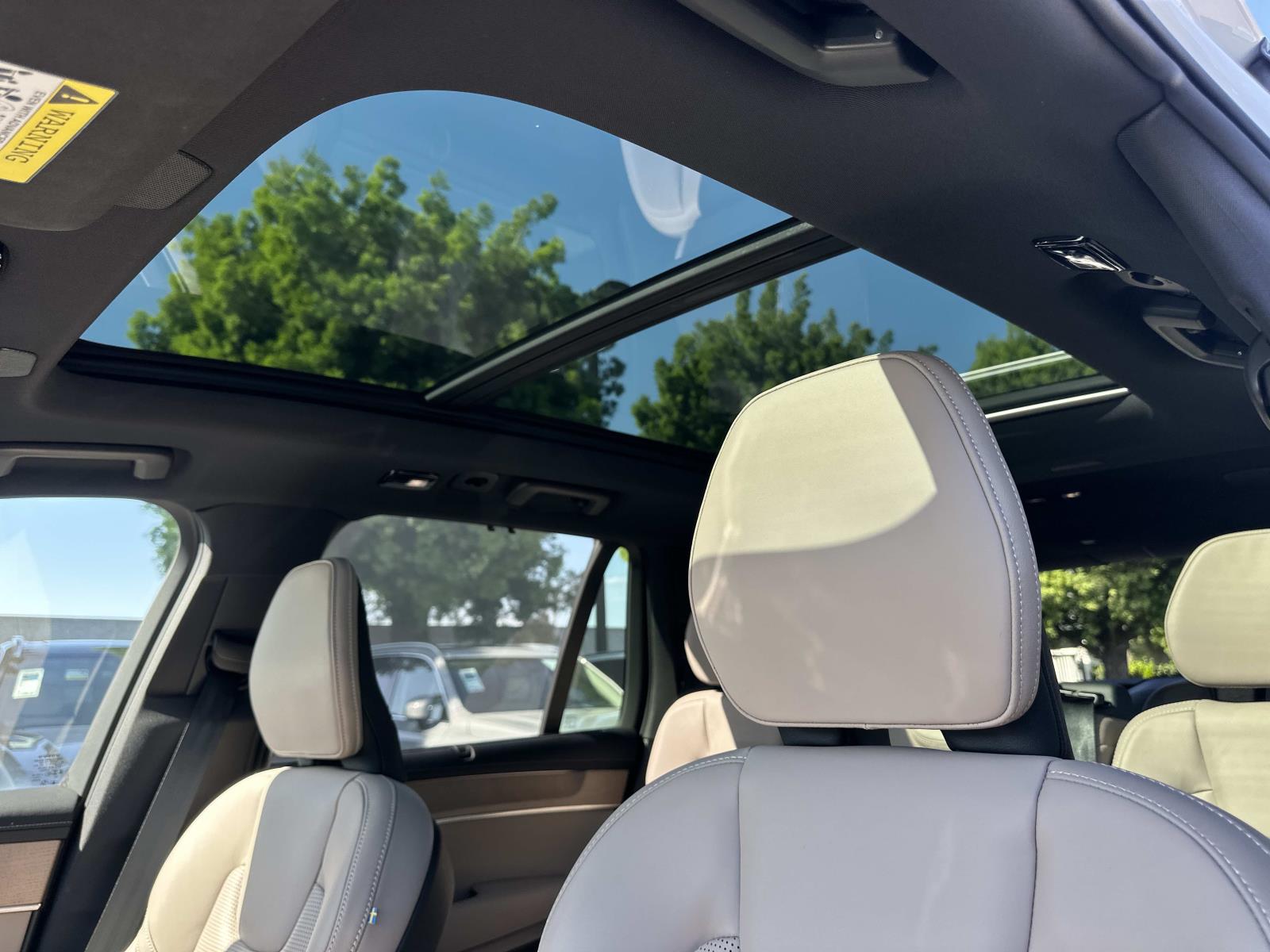 2026 Volvo XC90 Ultra - Photo 30
