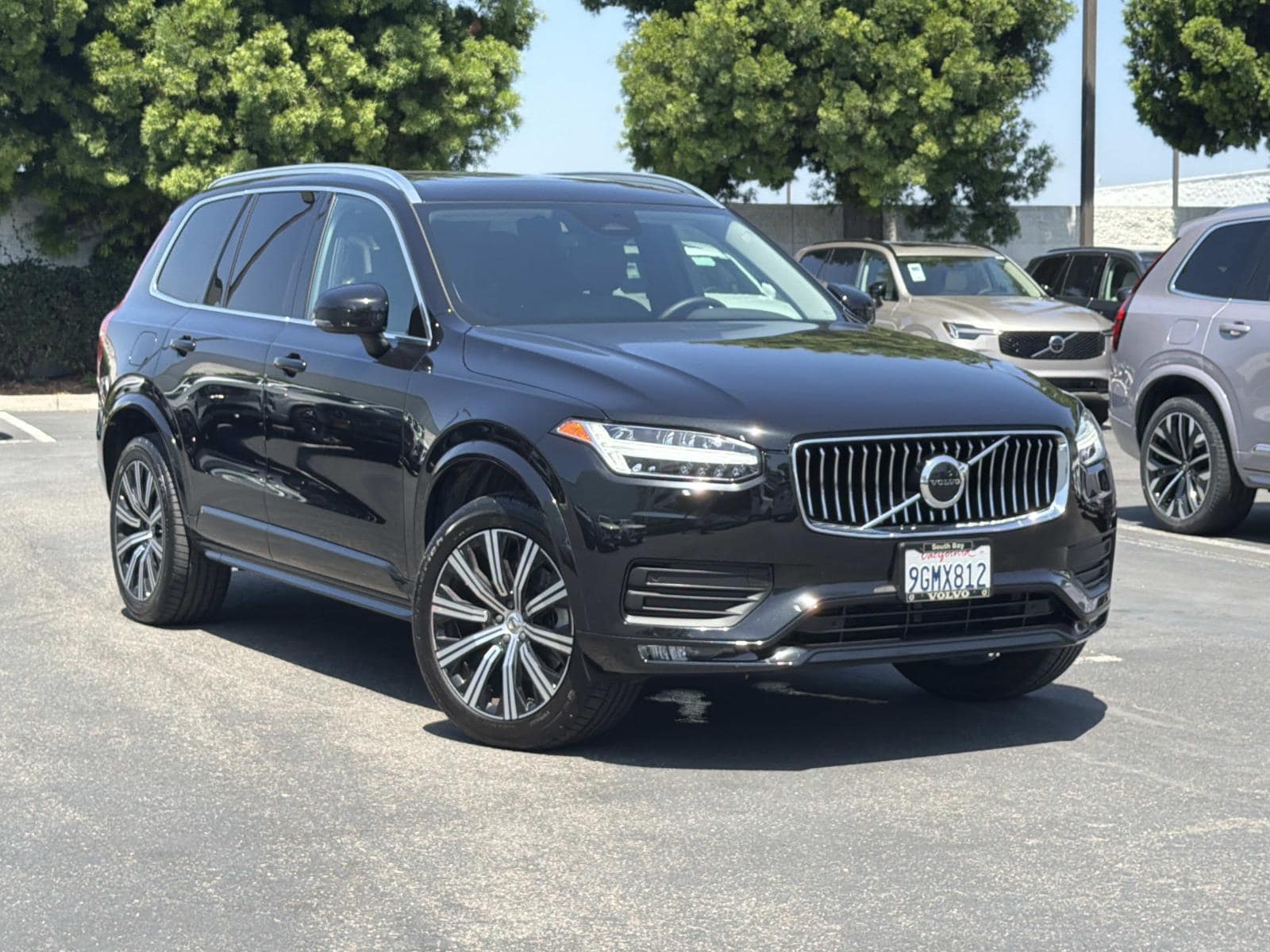 2023 Volvo XC90 B5 Core 4WD's photo