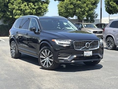 2023 Volvo XC90 B5 AWD Core 7P Sport Utility