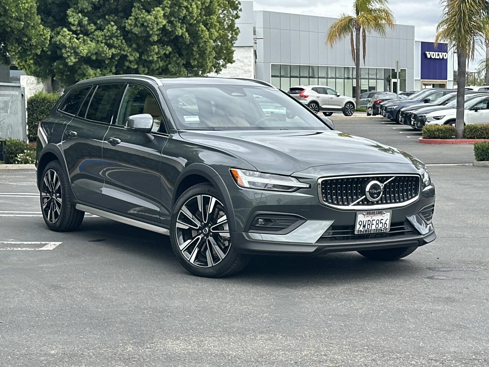 2026 Volvo V60 Cross Country Ultra
