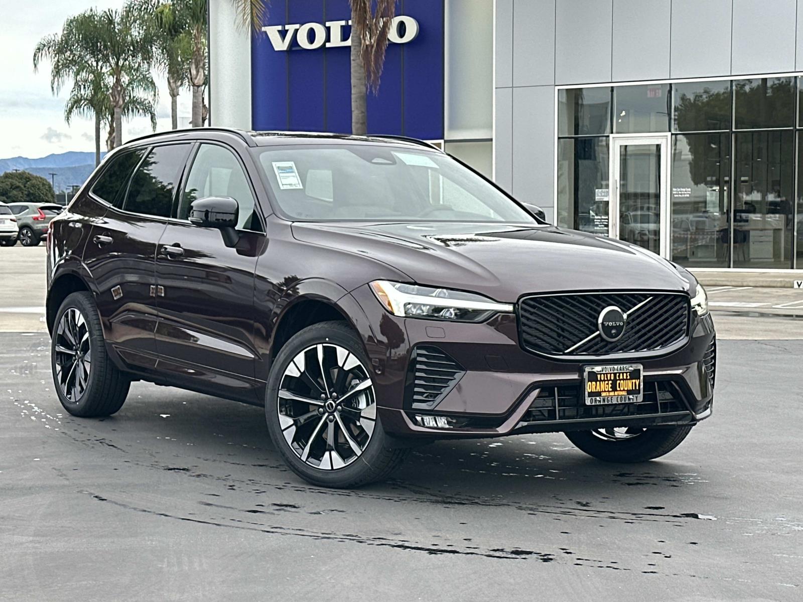 2026 Volvo XC60 Plus's photo