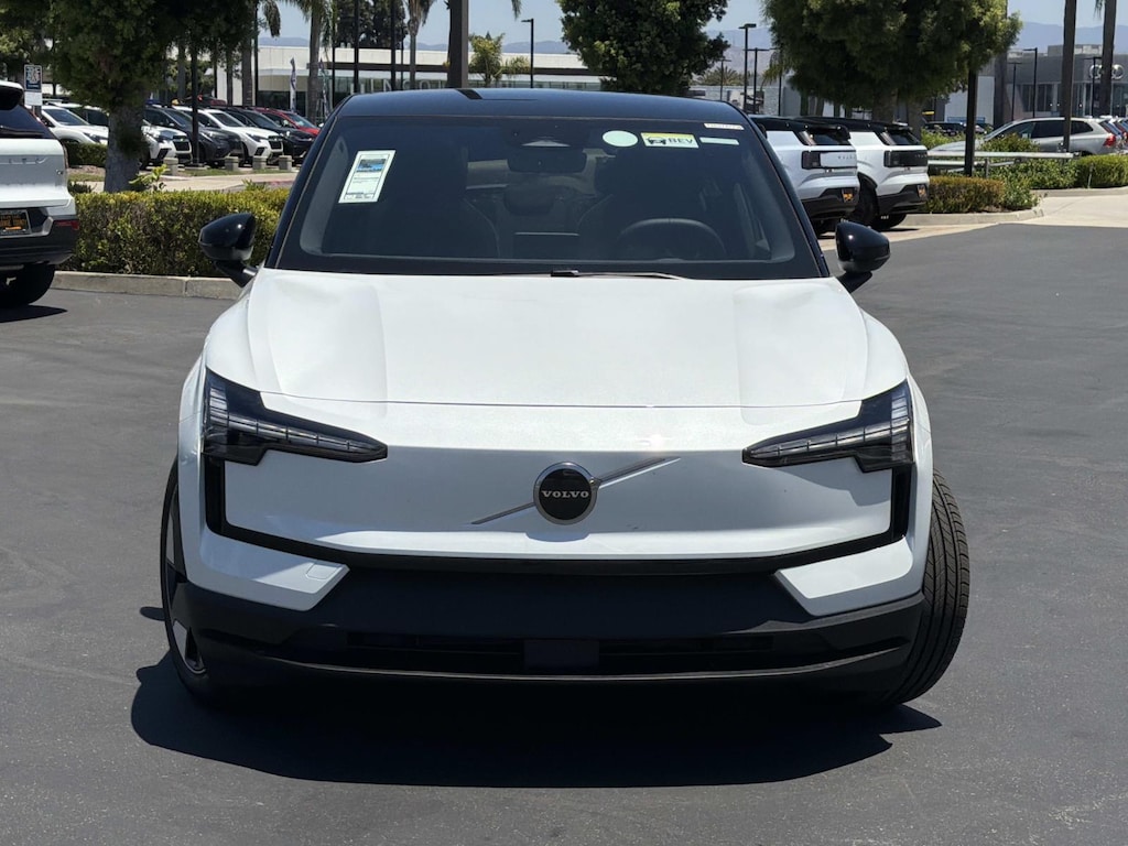 New 2026 Volvo EX30 Twin Motor Plus SUV