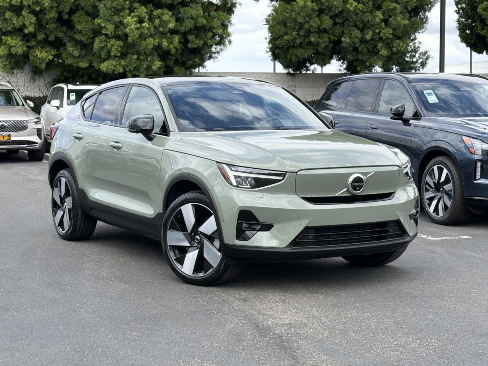 2023 Volvo C40 P8 Recharge Ultimate AWD's photo