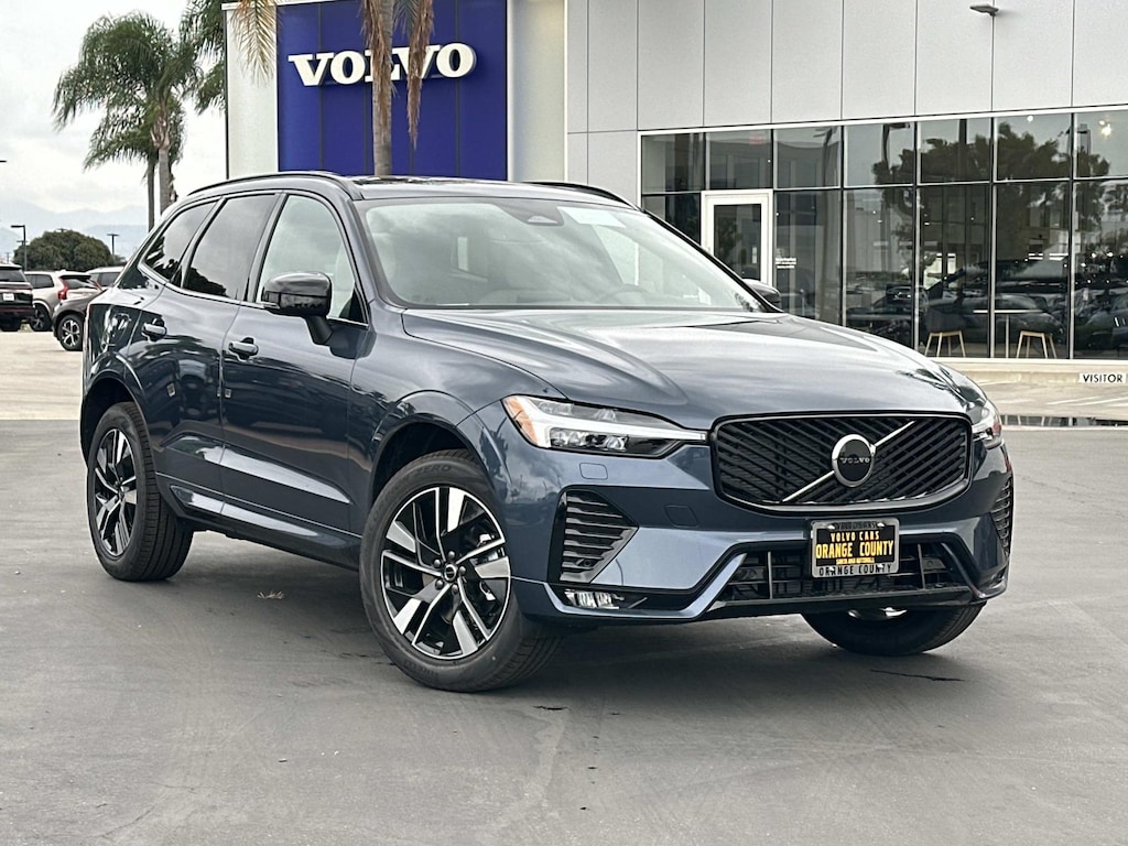 New 2026 Volvo XC60 B5 Core SUV