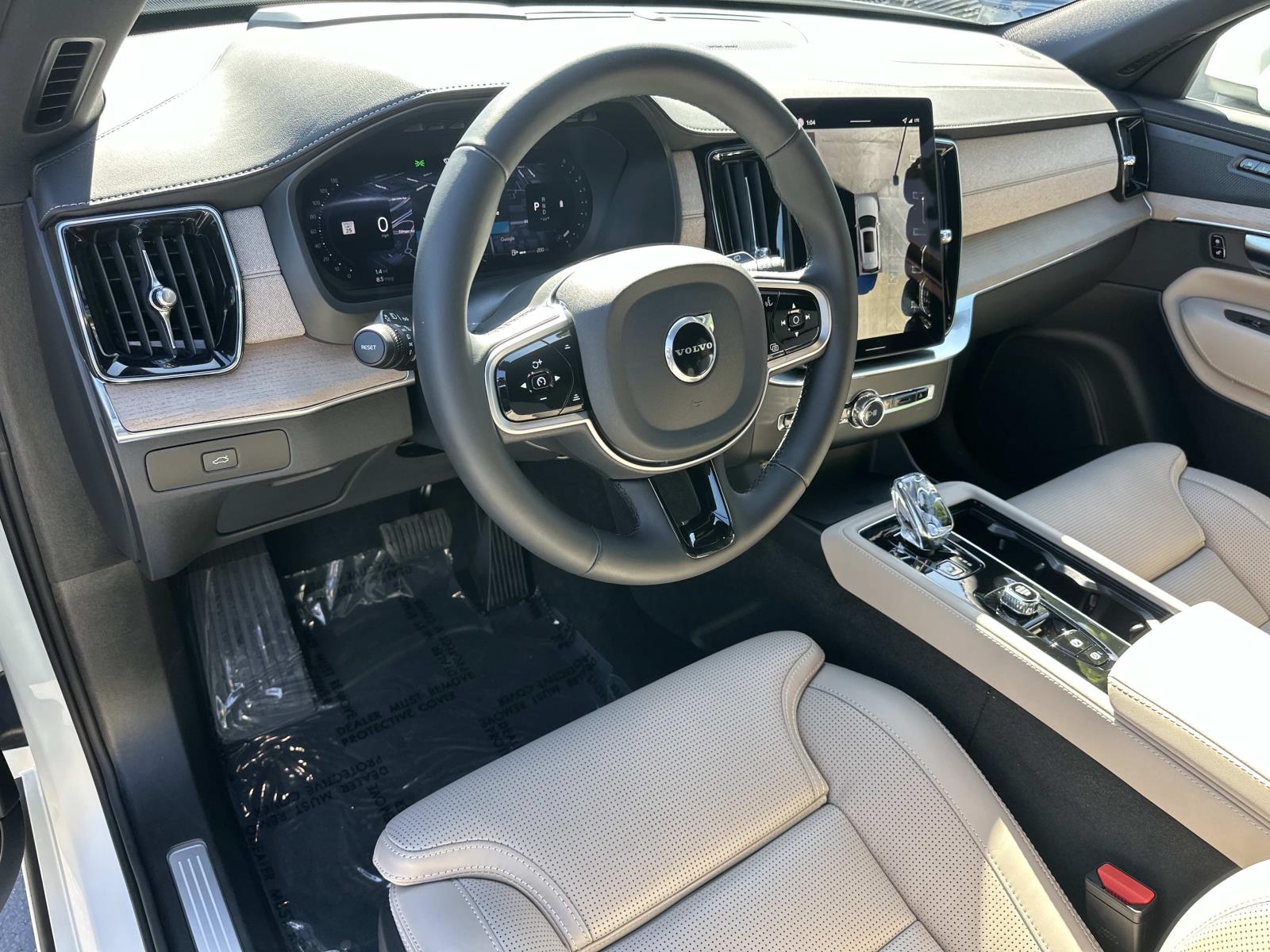 2026 Volvo XC90 Ultra - Photo 9
