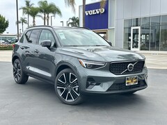 2026 Volvo XC40 B5 Ultra SUV