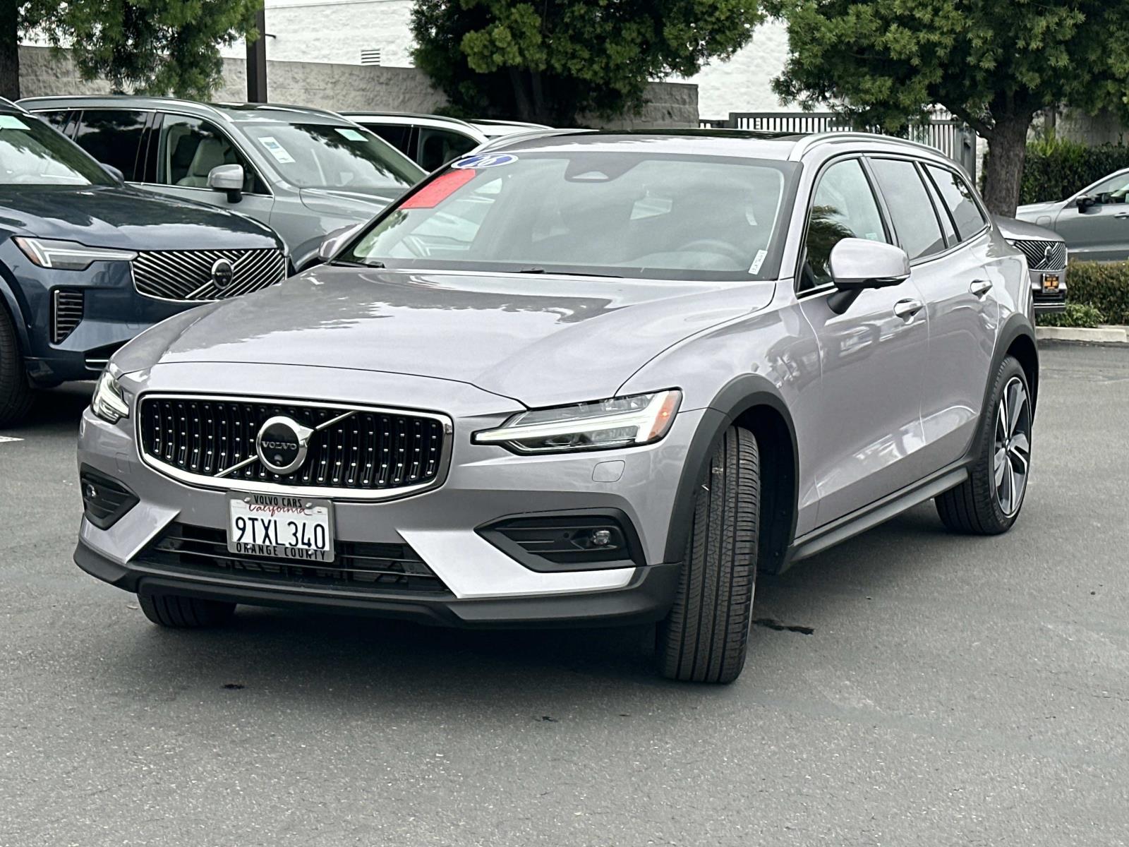 2026 Volvo V60 Cross Country Plus - Photo 8