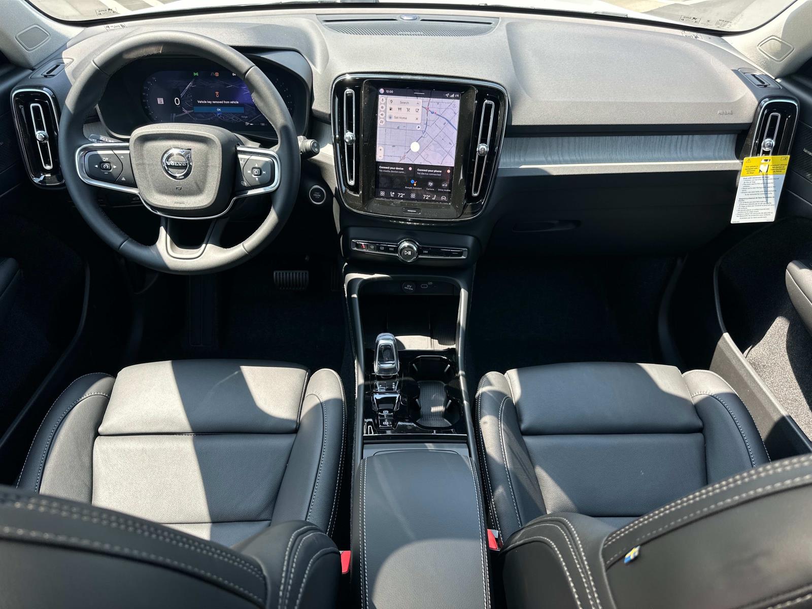 2026 Volvo XC40 Ultra - Photo 7