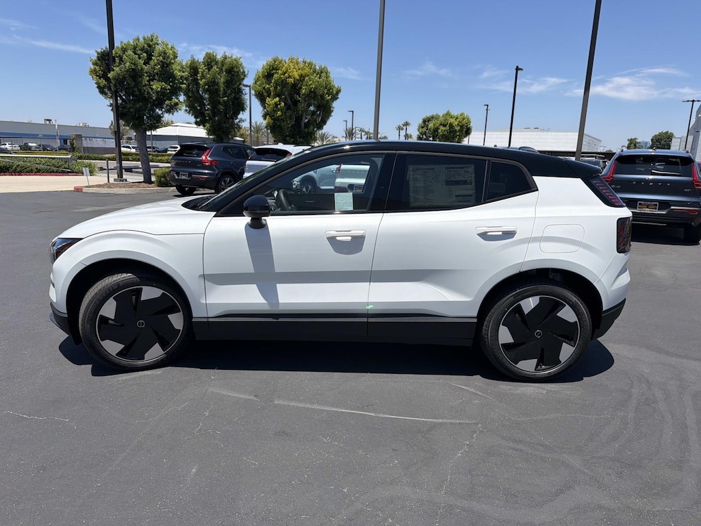 New 2026 Volvo EX30 Twin Motor Plus SUV