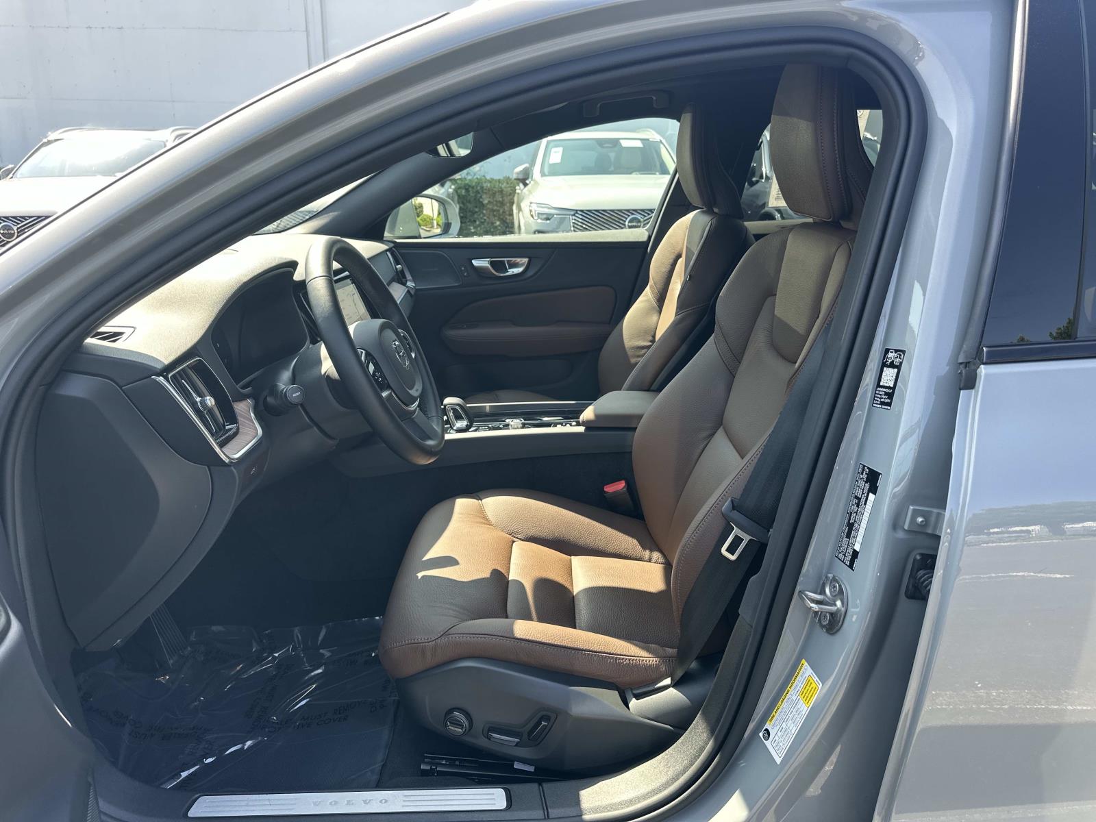 2026 Volvo V60 Cross Country Plus - Photo 17