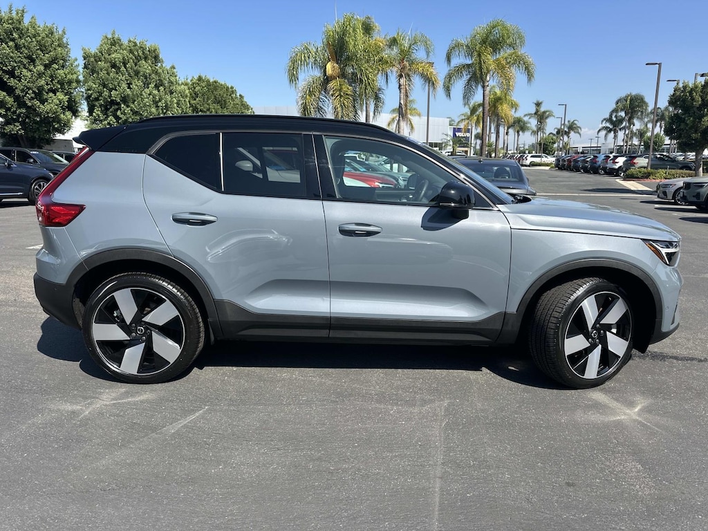 Certified 2023 Volvo XC40 Recharge Pure Electric Twin eAWD Ultimate Sport Utility