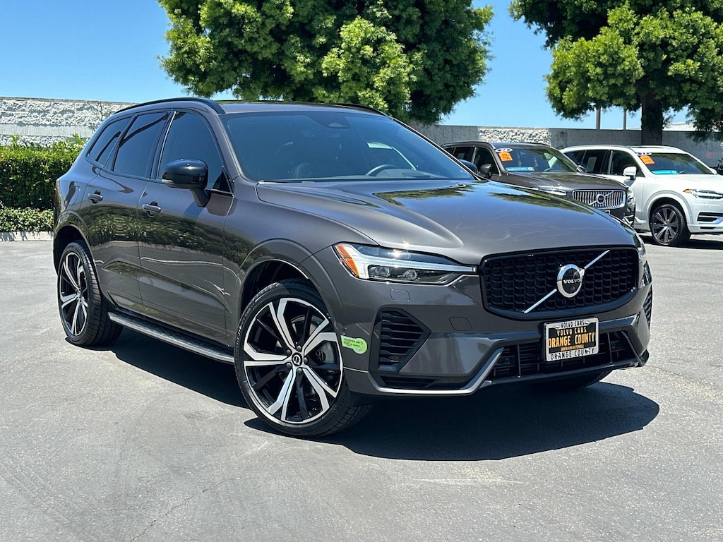 Certified 2022 Volvo XC60 Recharge Plug-In Hybrid T8 eAWD PHEV R-Design Sport Utility