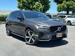 2022 Volvo XC60 Recharge Plug-In Hybrid T8 eAWD PHEV R-Design Sport Utility