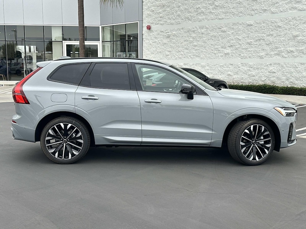 New 2026 Volvo XC60 B5 Ultra SUV