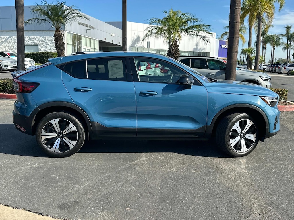 Certified 2023 Volvo C40 Recharge Pure Electric Twin eAWD Plus Sport Utility