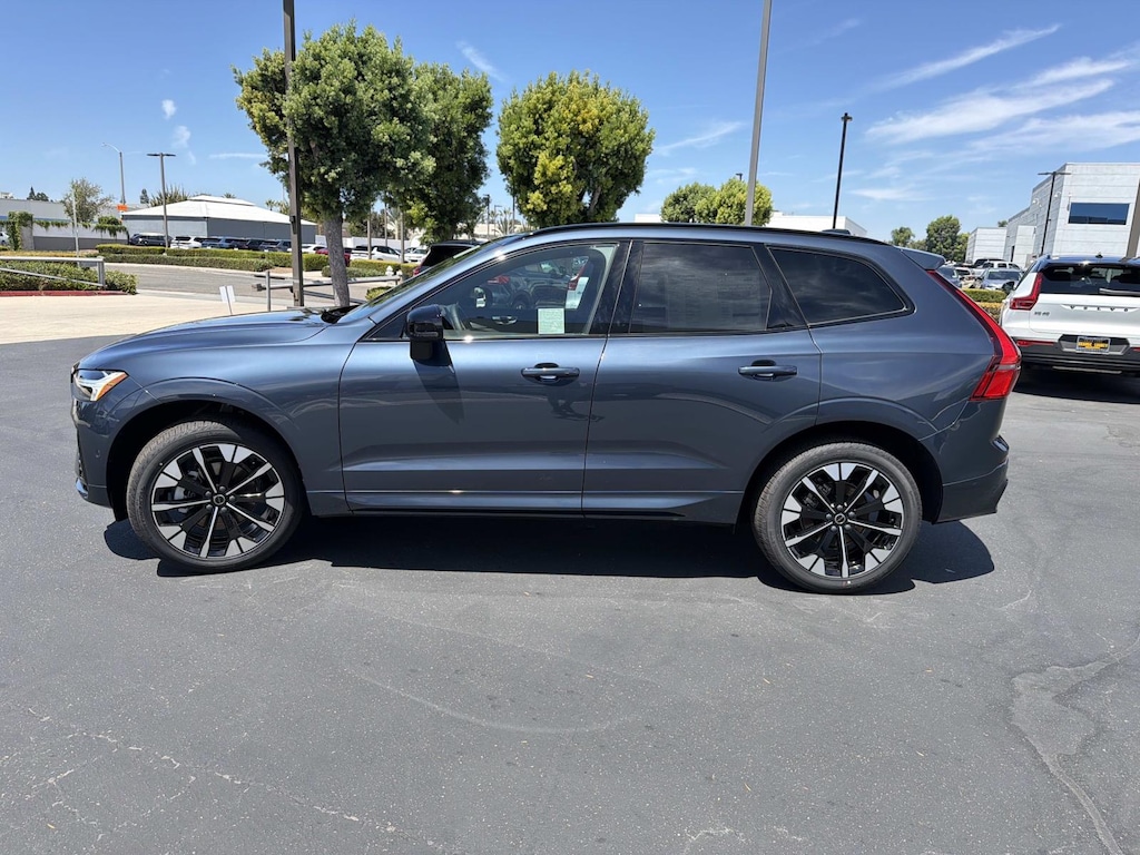 New 2026 Volvo XC60 B5 Plus SUV
