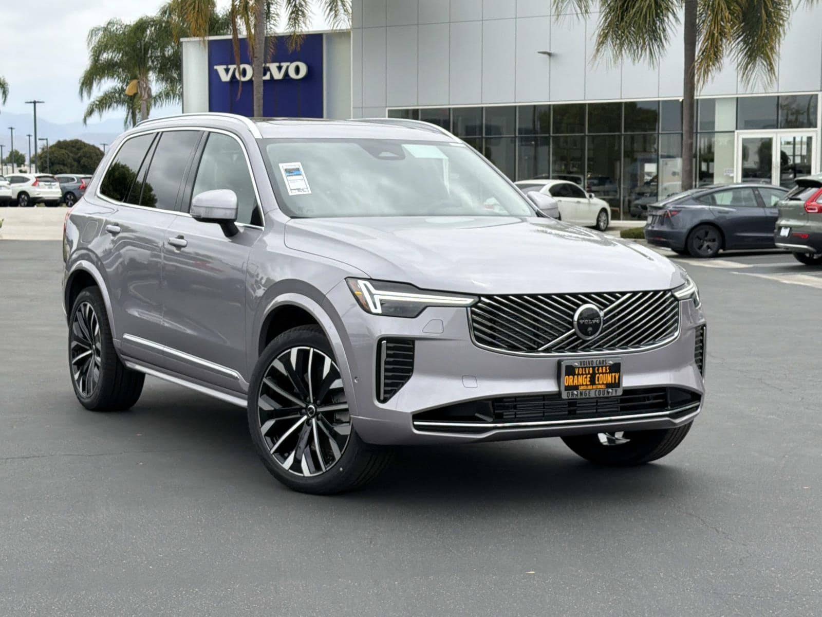 2026 Volvo XC90 plug-in hybrid T8 Plus 6-Seater