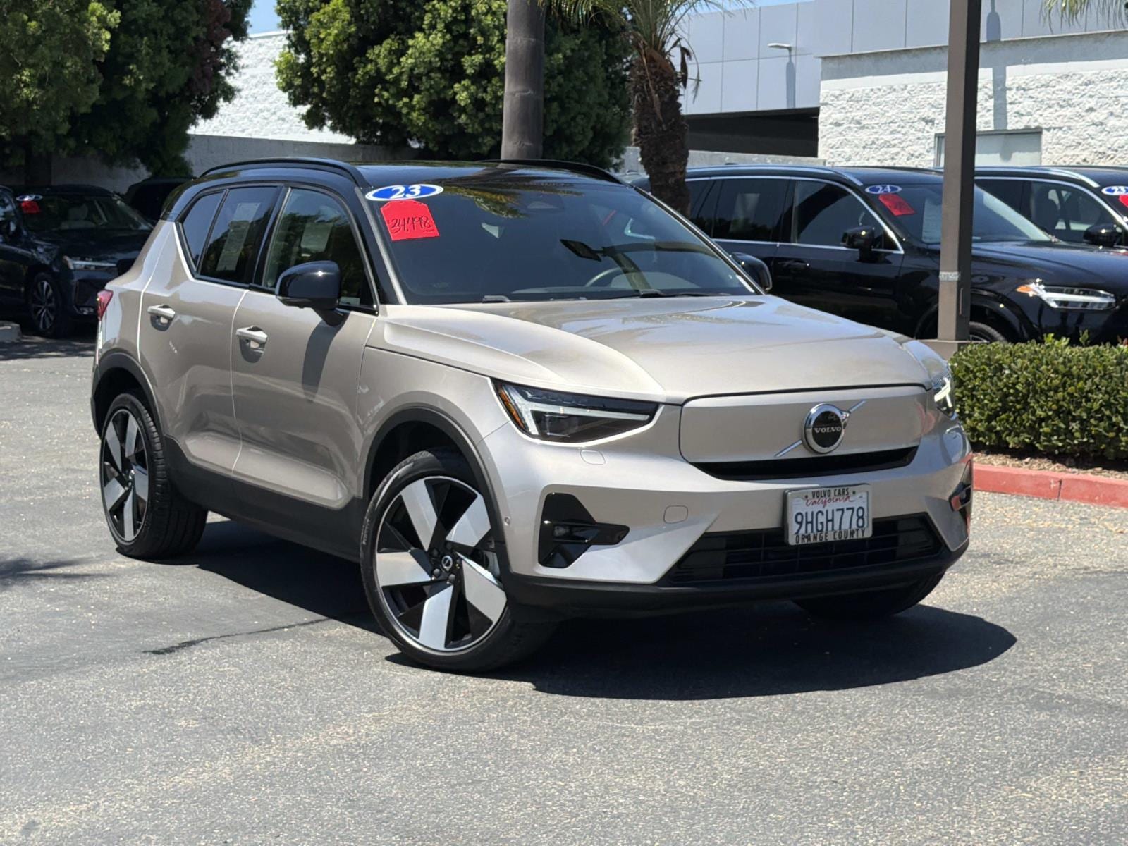 2023 Volvo XC40