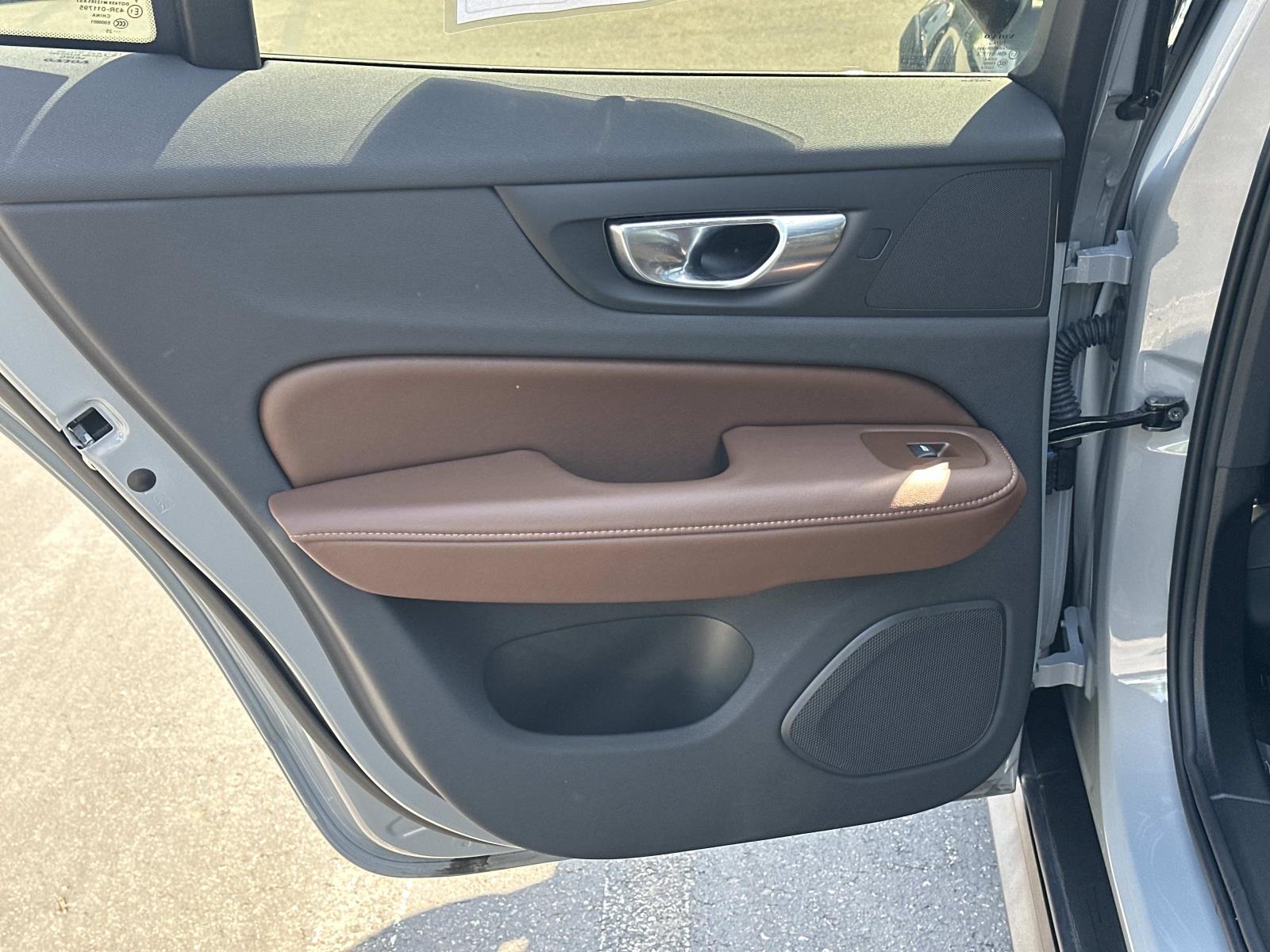 2026 Volvo V60 Cross Country Plus - Photo 20