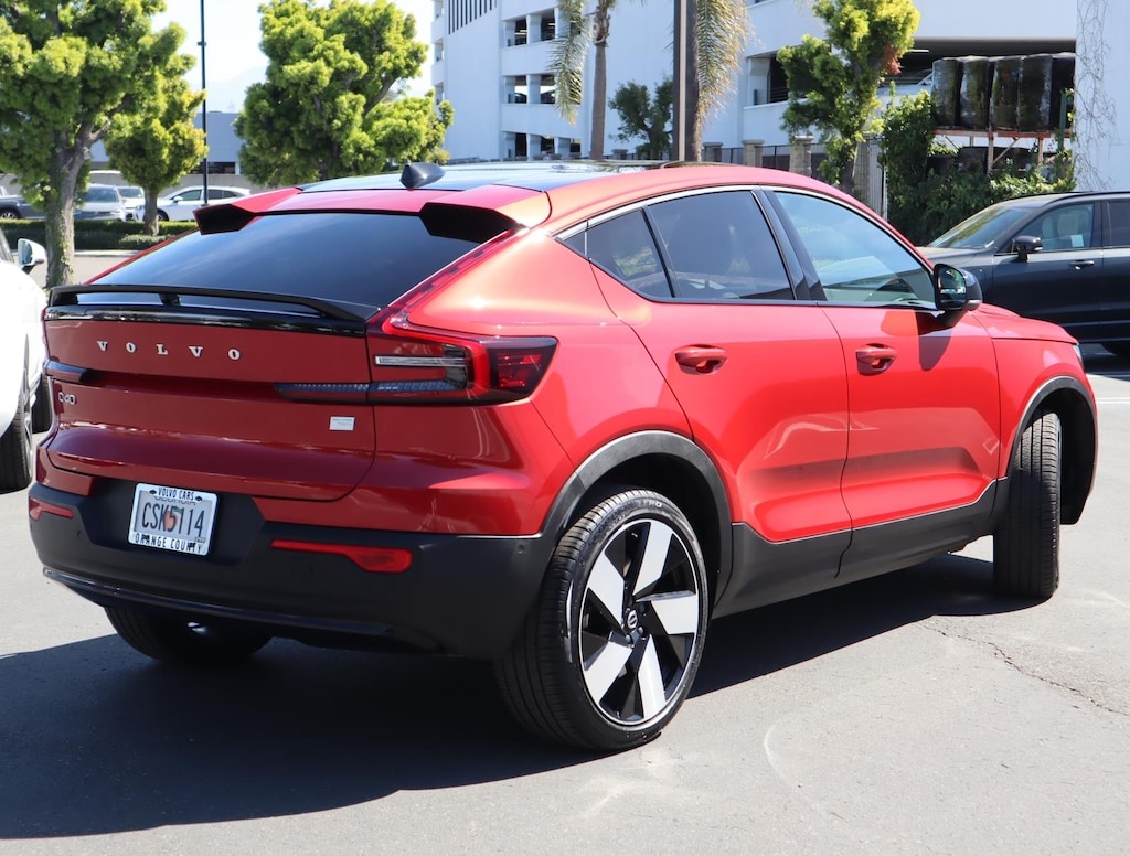 Certified 2023 Volvo C40 Recharge Pure Electric Twin eAWD Ultimate Sport Utility
