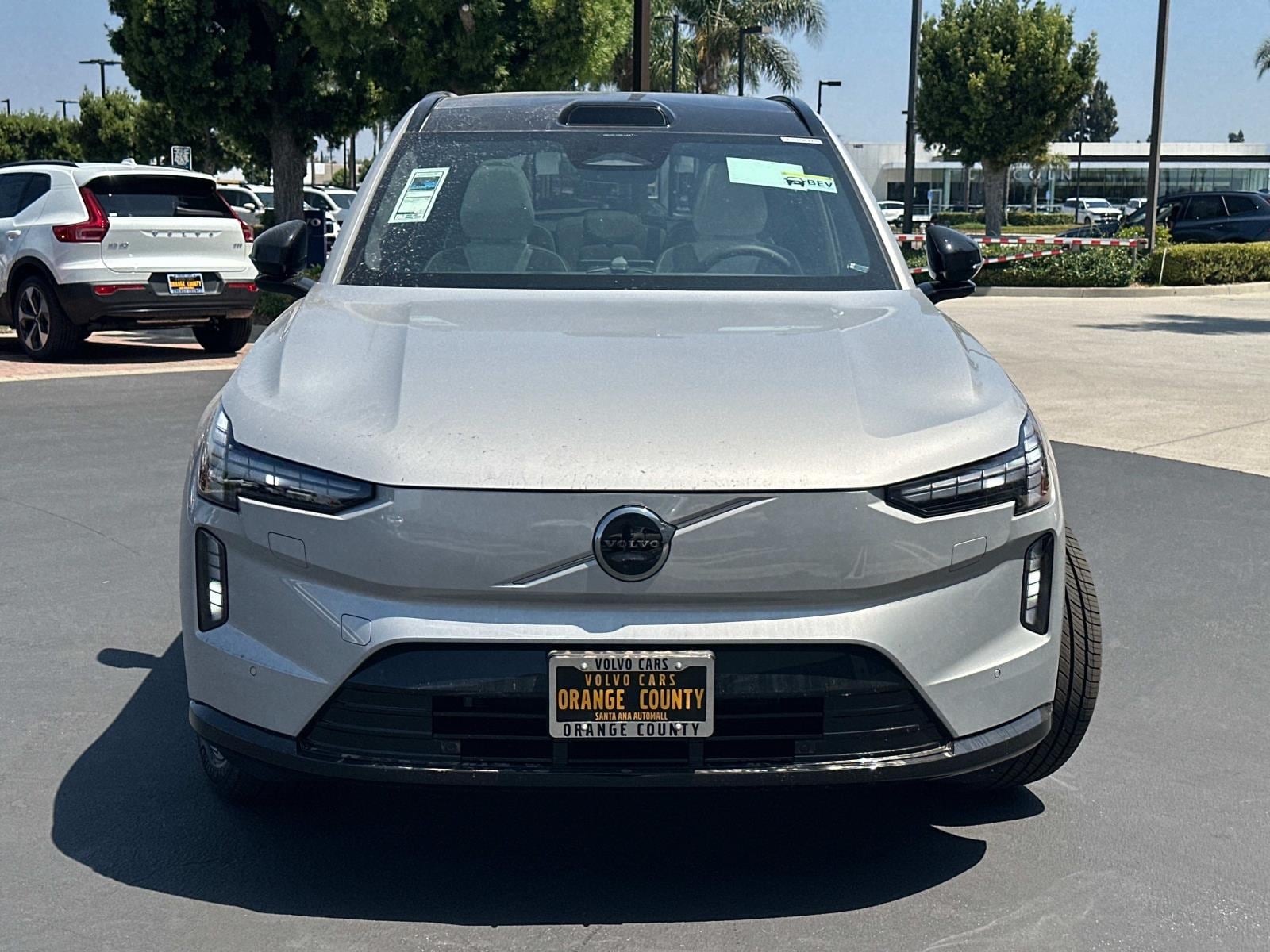 Used 2025 Volvo EX90 Ultra with VIN 7JDE23VL1SG015631 for sale in Garden Grove, CA