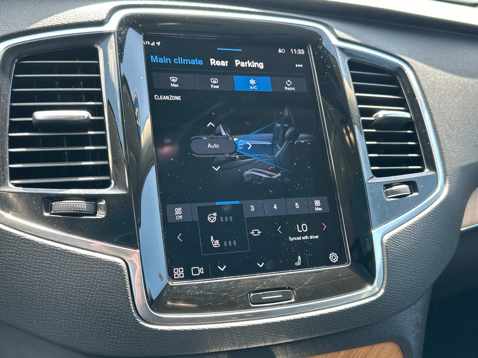 2023 Volvo XC90 Plus - Photo 12