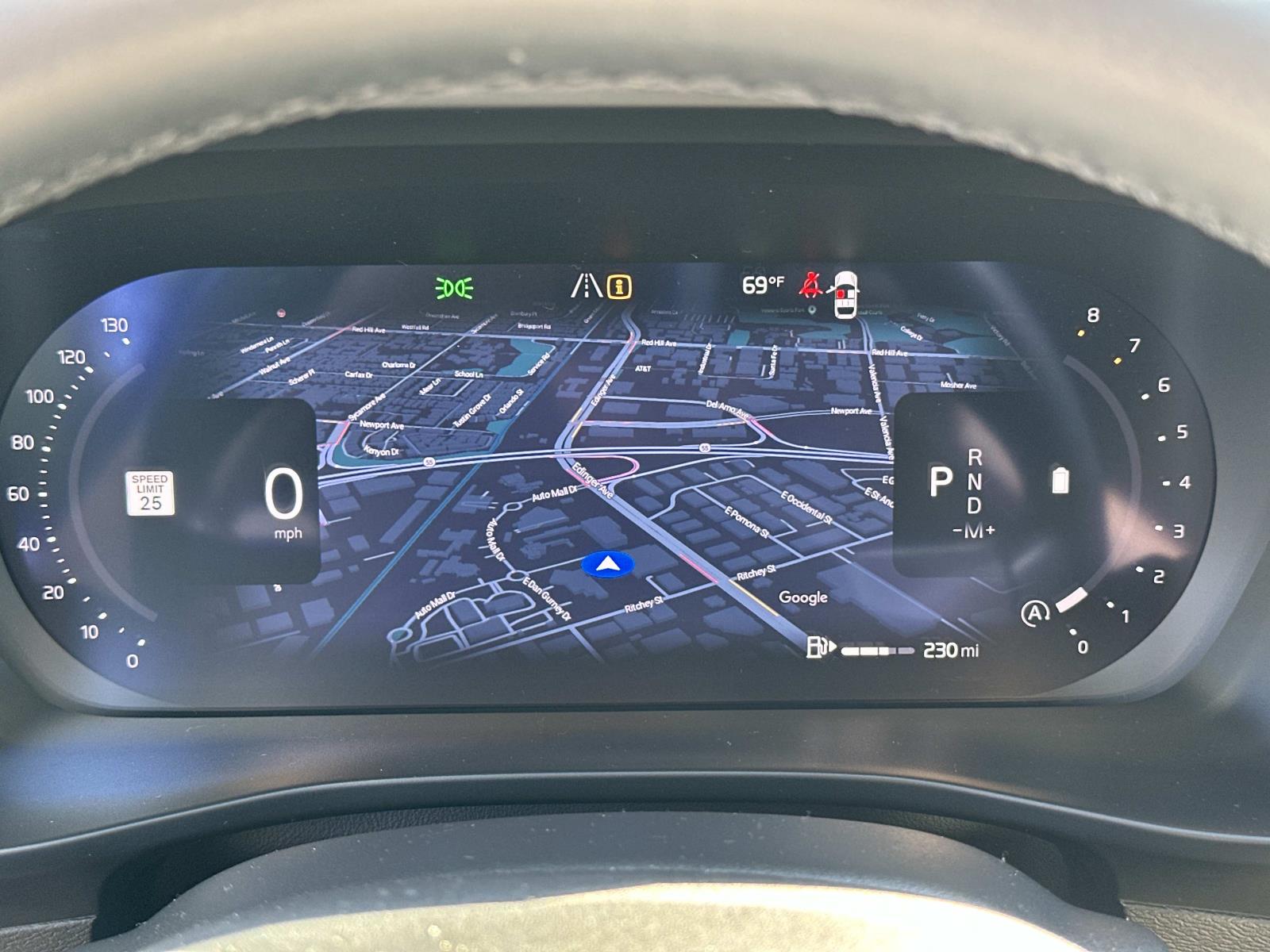 2026 Volvo XC40 Plus - Photo 10