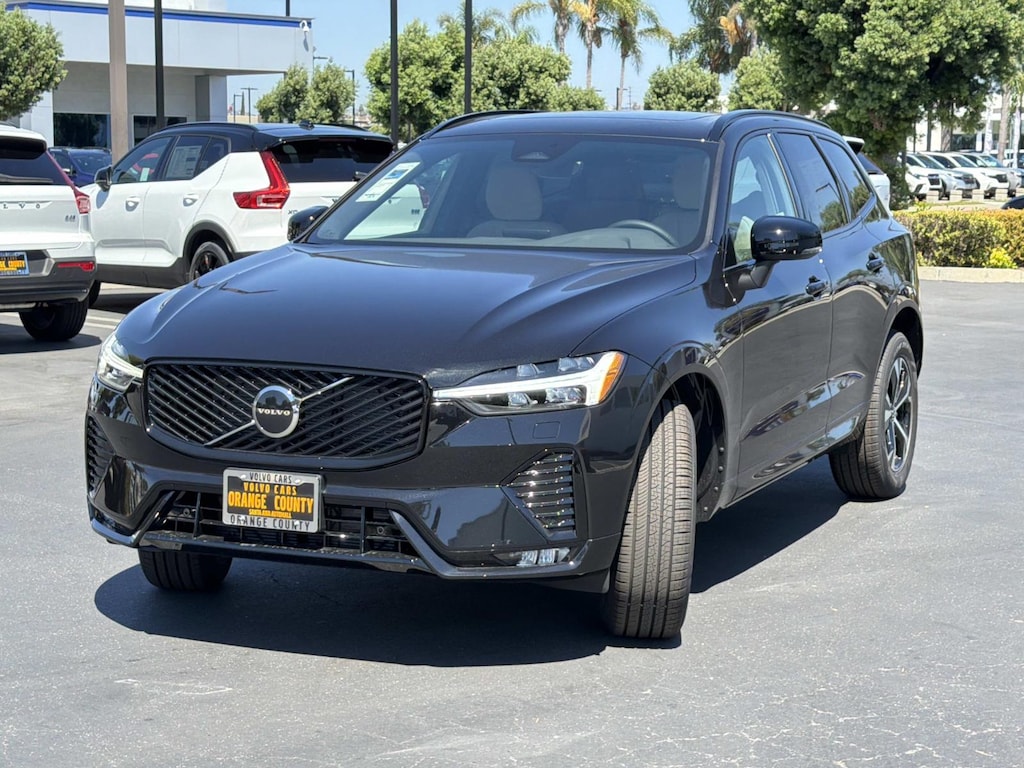 New 2027 Volvo XC60 B5 Core SUV