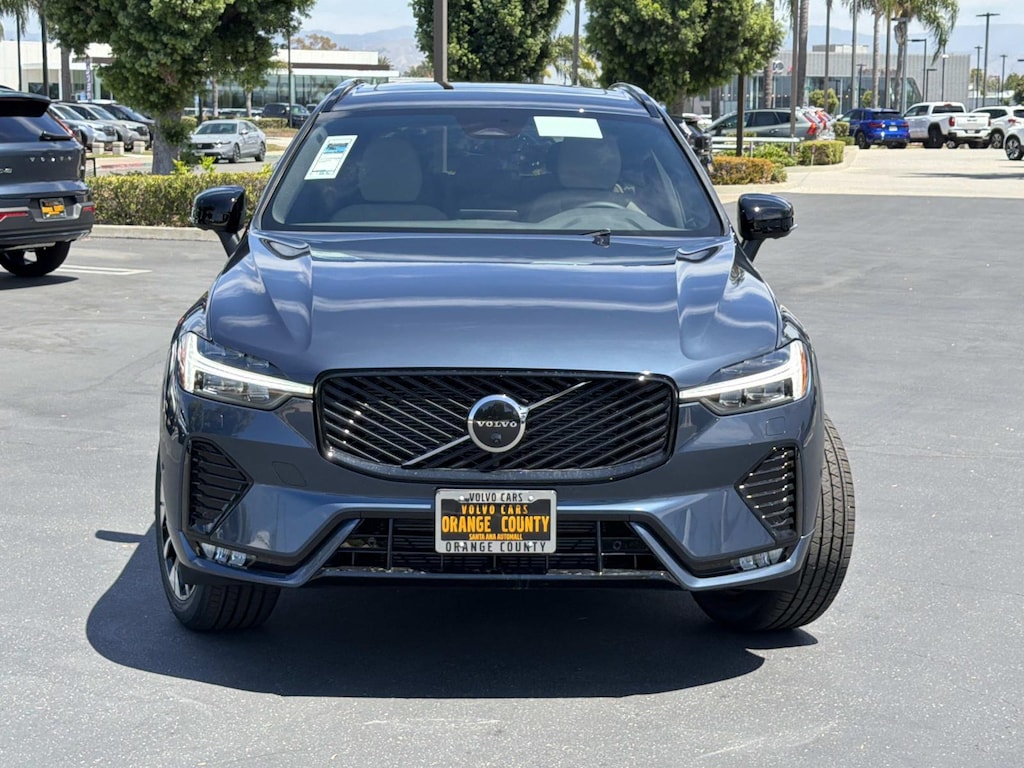 New 2026 Volvo XC60 B5 Plus SUV