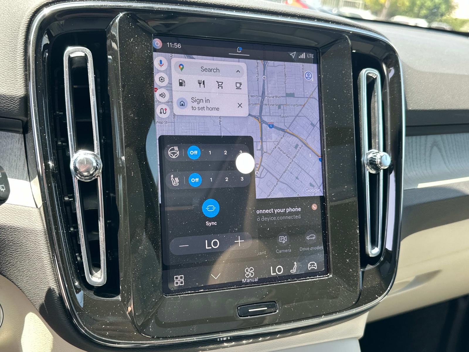 2026 Volvo XC40 Plus - Photo 25