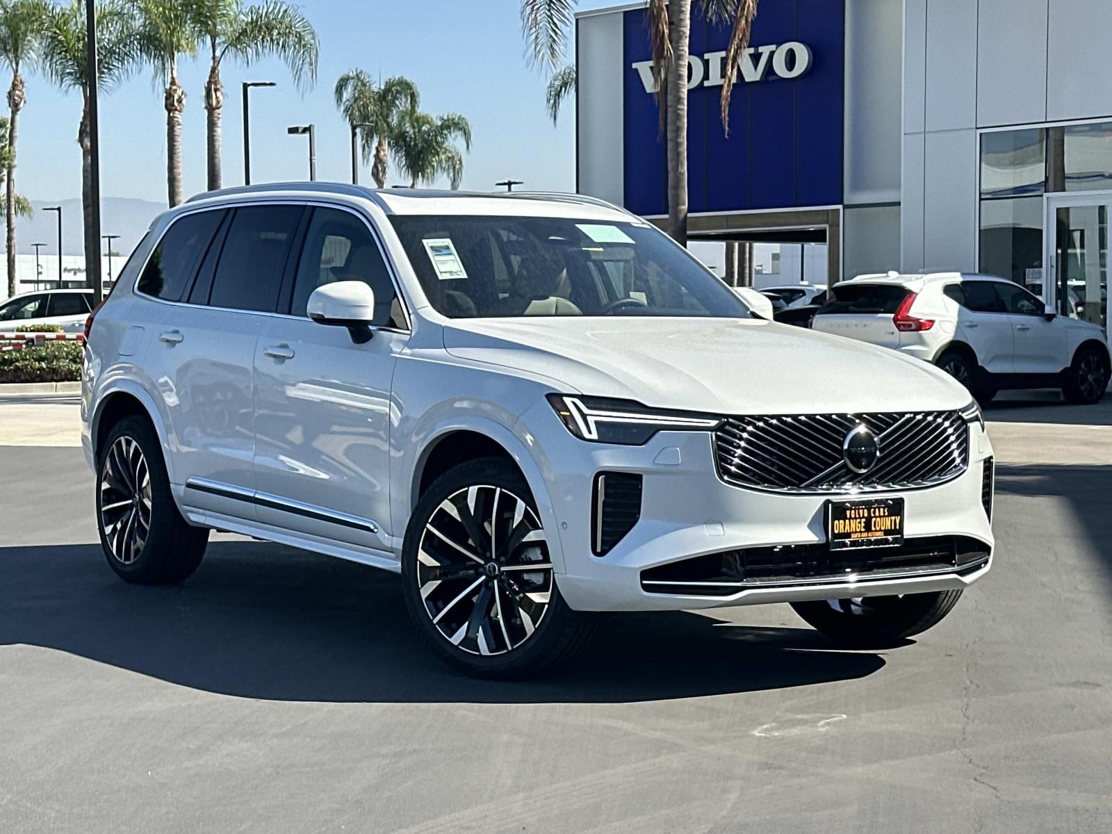 2026 Volvo XC90 Plus's photo