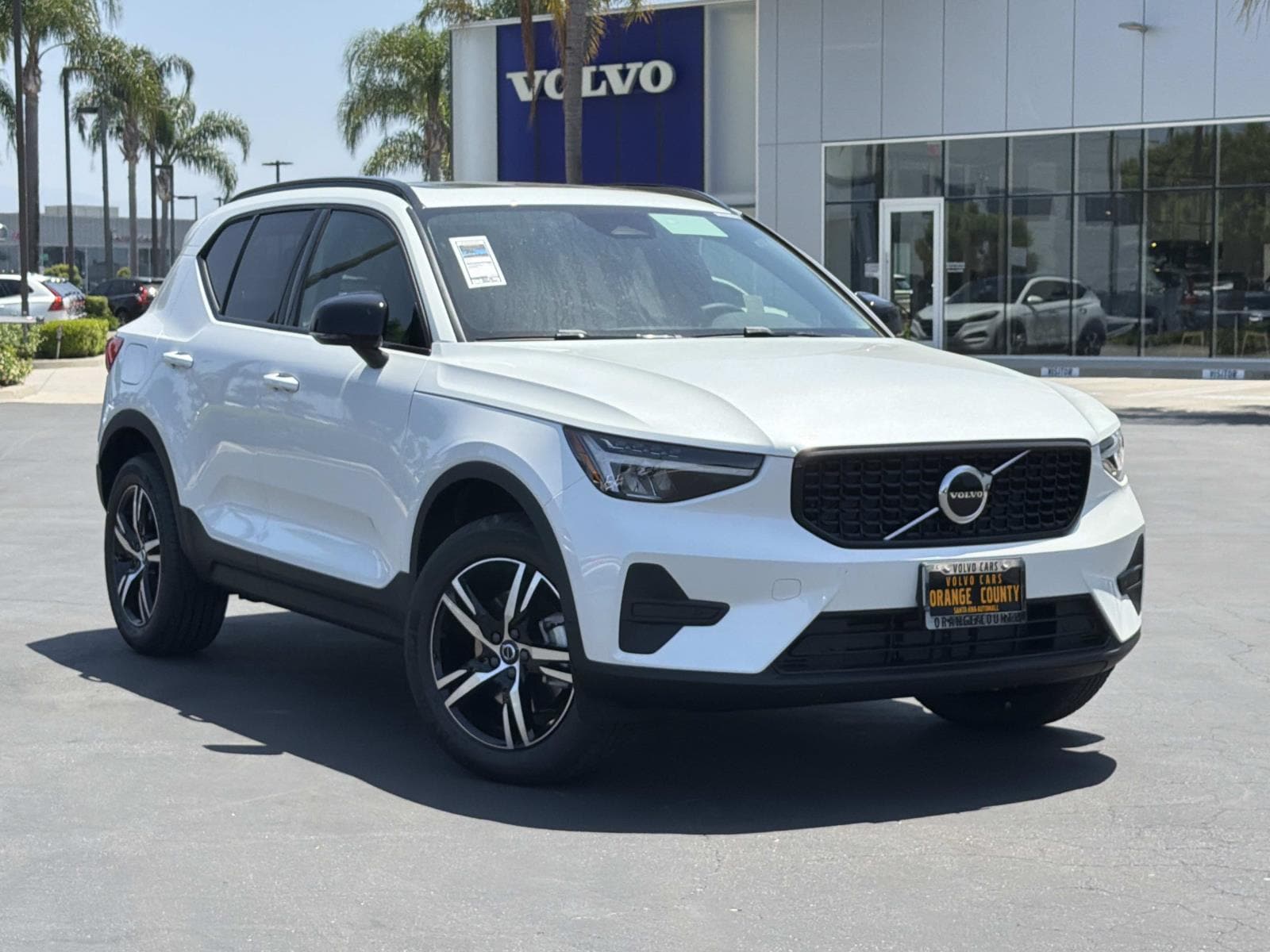 2026 Volvo XC40 B5 Core Dark AWD's photo