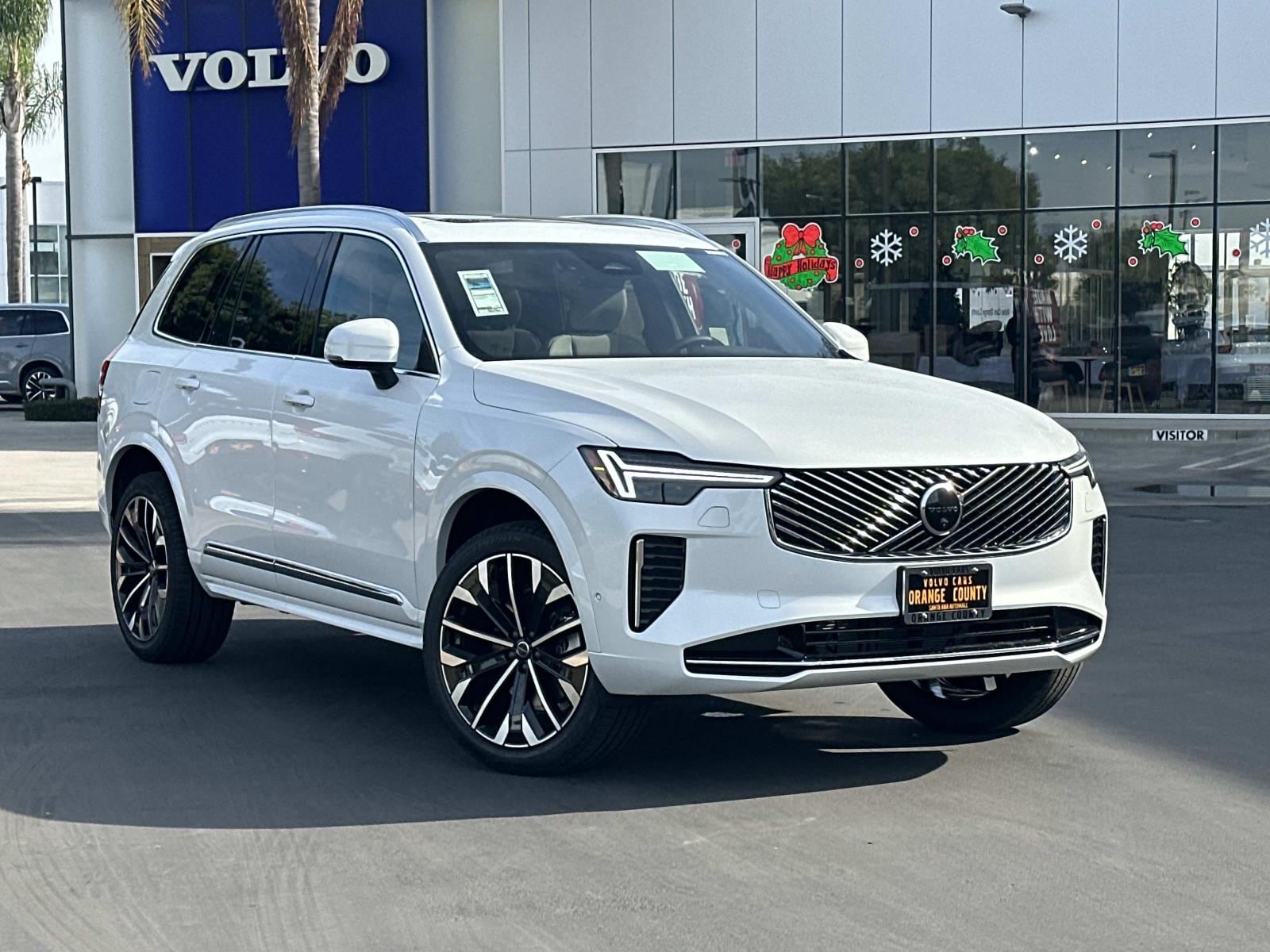 2026 Volvo XC90 Plus's photo