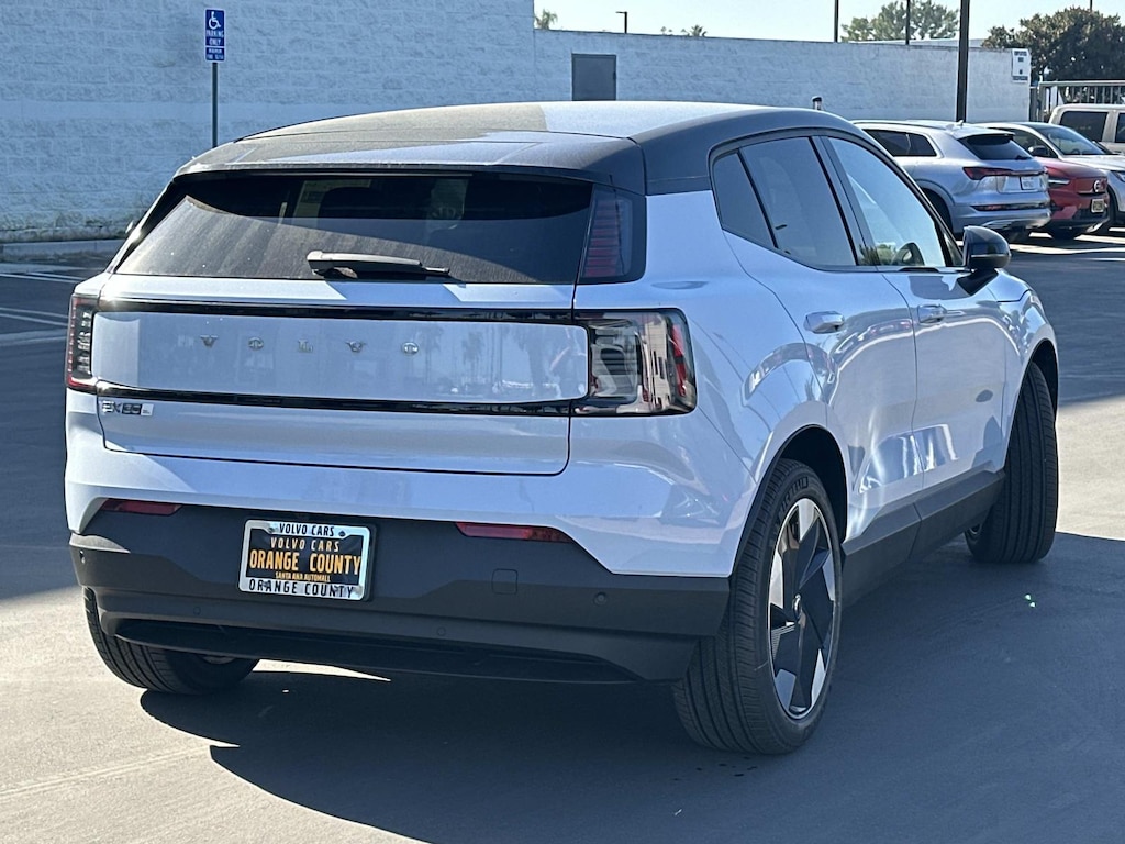 New 2026 Volvo EX30 Twin Motor Plus SUV