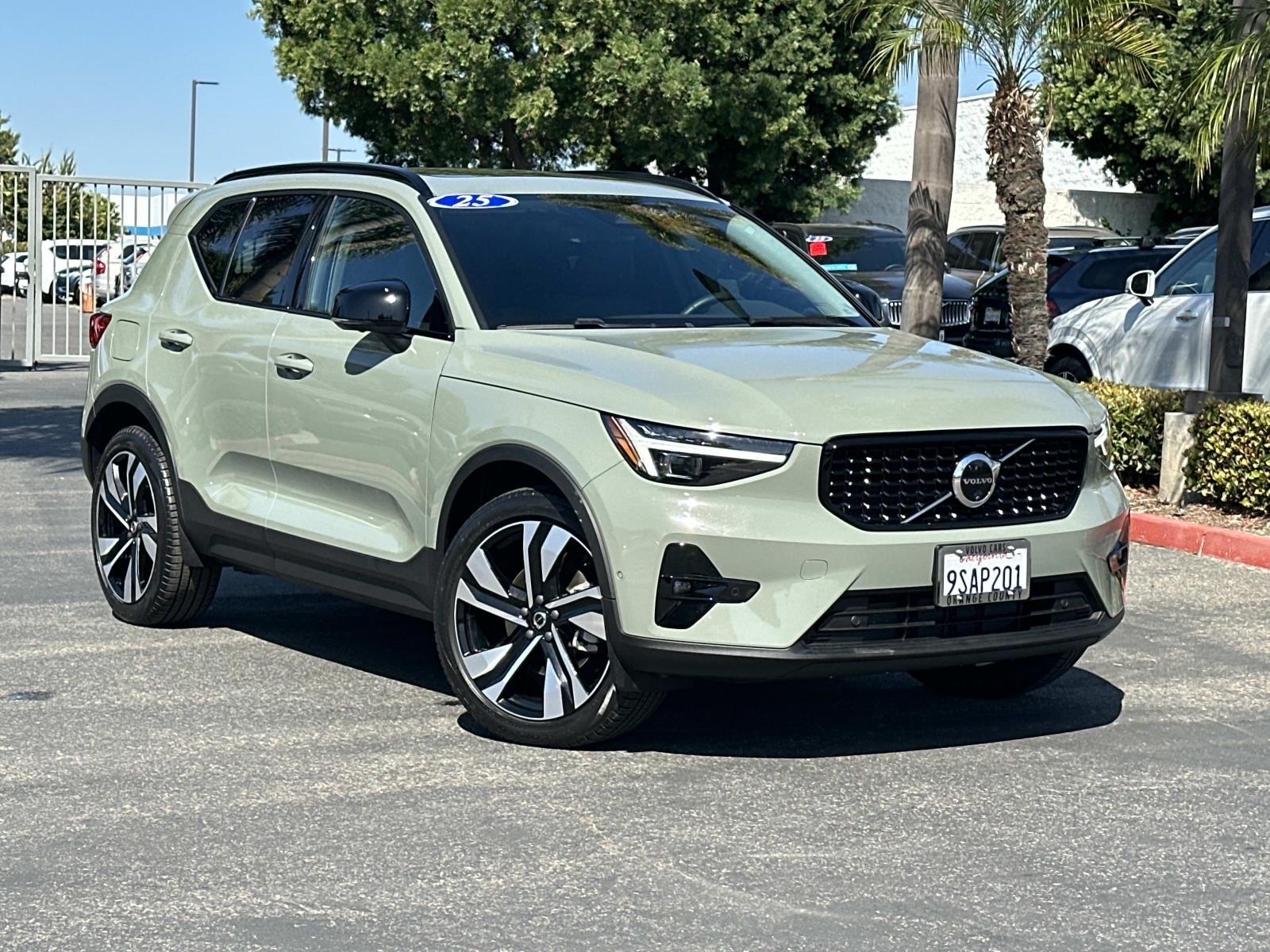 2025 Volvo XC40 Ultra