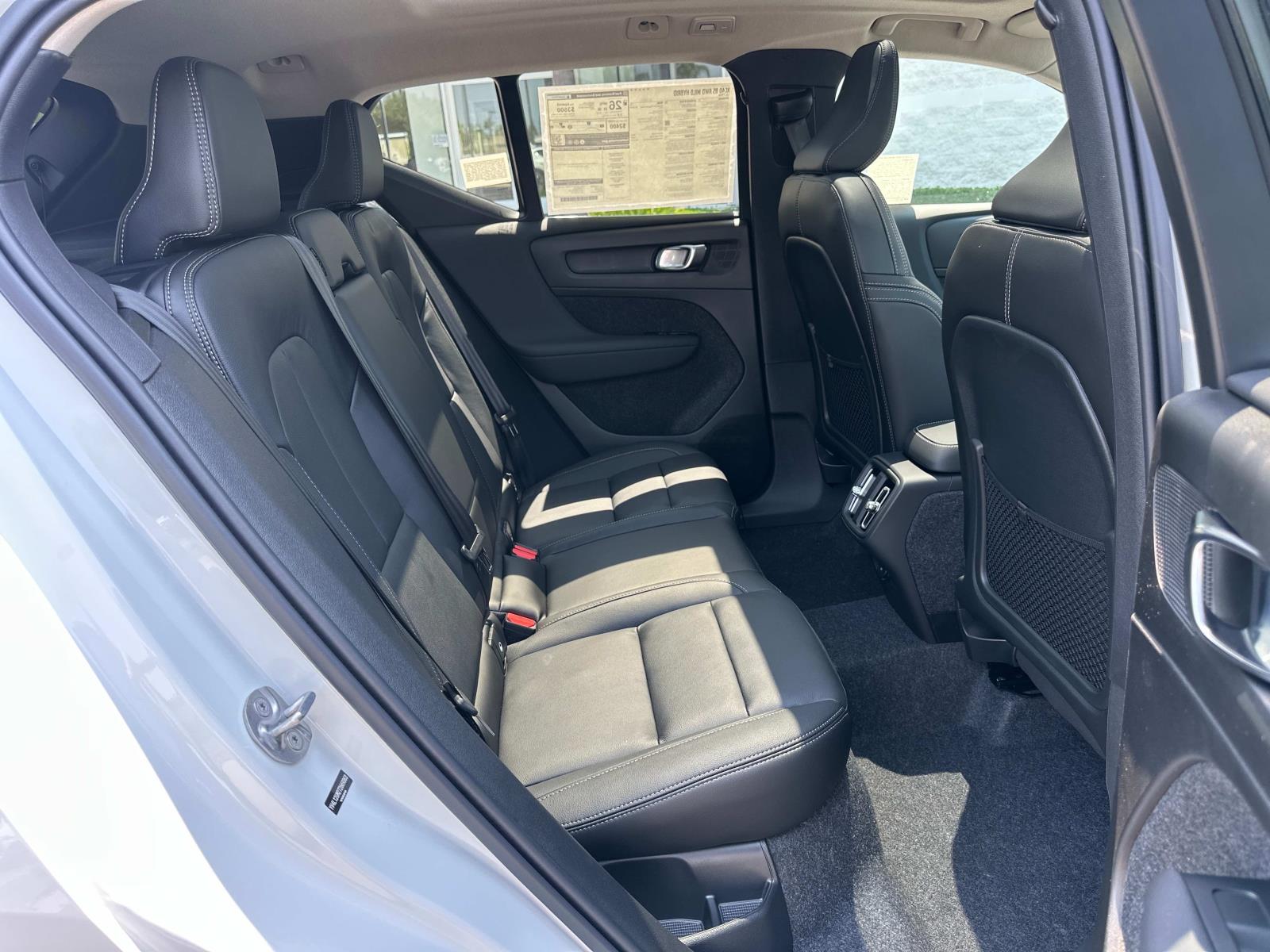 2026 Volvo XC40 Ultra - Photo 19