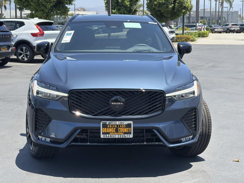 New 2026 Volvo XC60 B5 Ultra Black Edition SUV