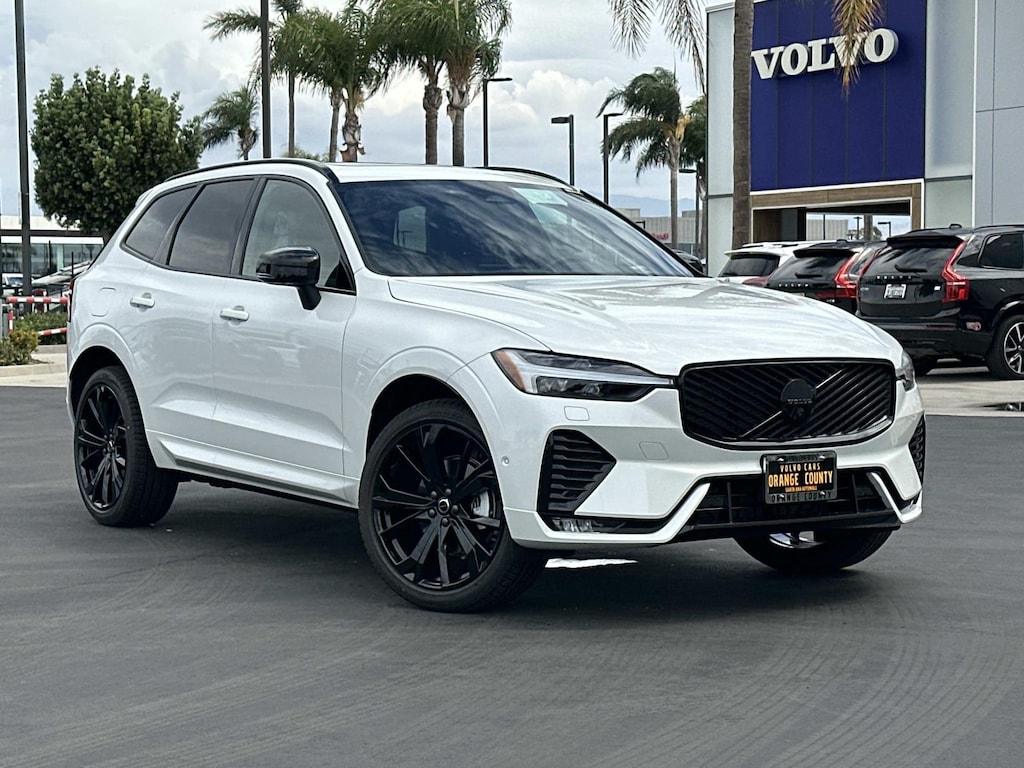 New 2026 Volvo XC60 B5 Ultra Black Edition SUV