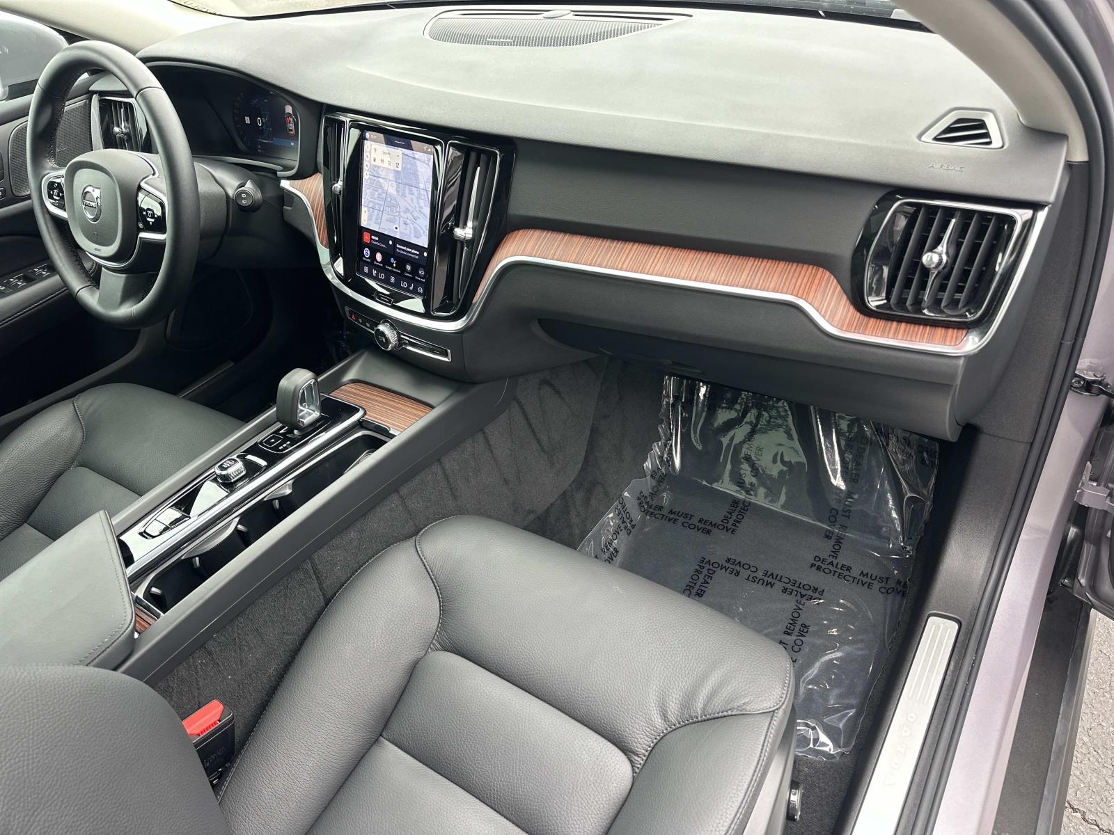2026 Volvo V60 Cross Country Plus - Photo 26