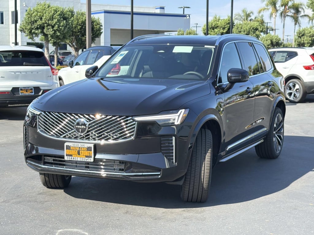 New 2026 Volvo XC90 plug-in hybrid T8 Plus 7-Seater SUV