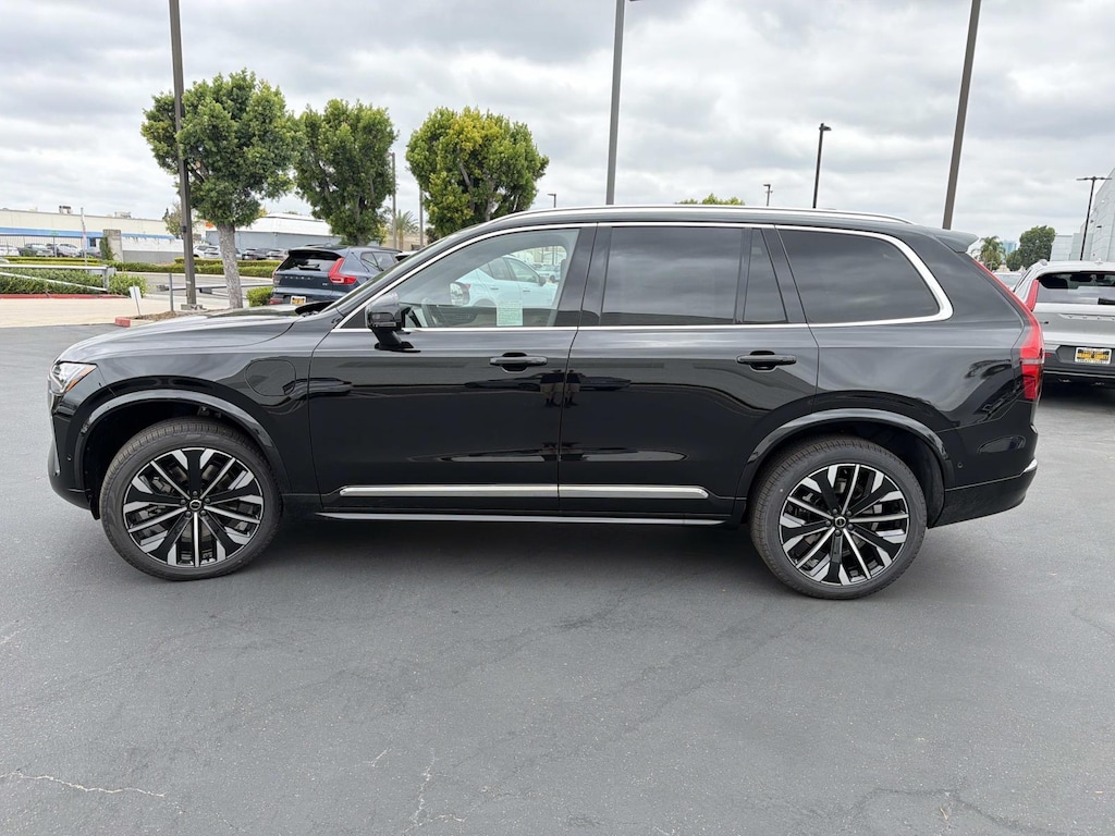 New 2026 Volvo XC90 plug-in hybrid T8 Ultra 7-Seater SUV