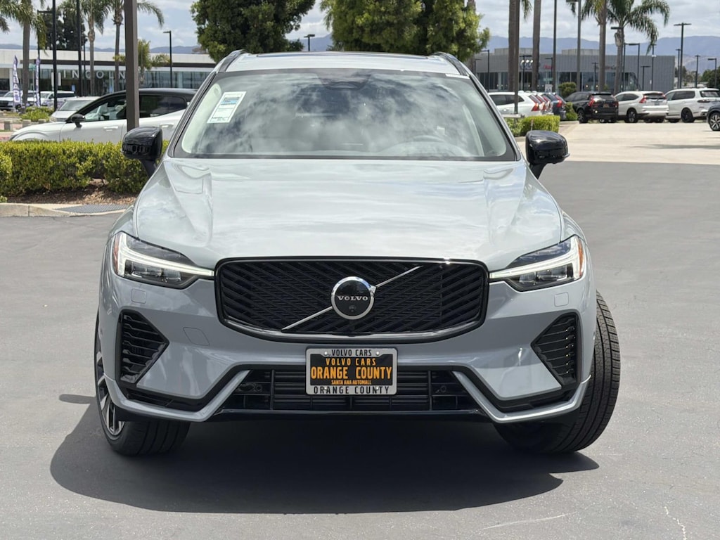 New 2026 Volvo XC60 plug-in hybrid T8 Ultra SUV