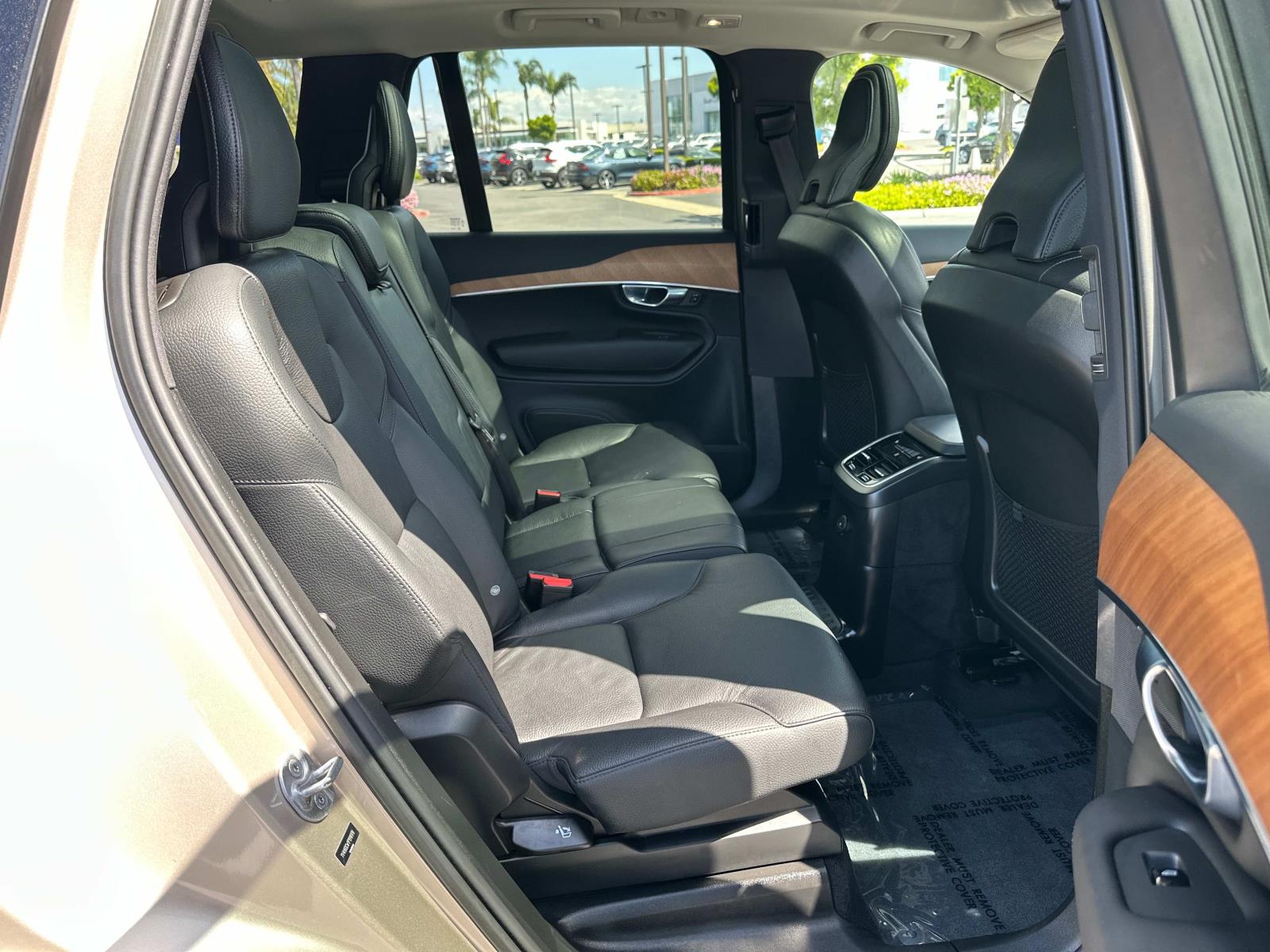 2023 Volvo XC90 Plus - Photo 23