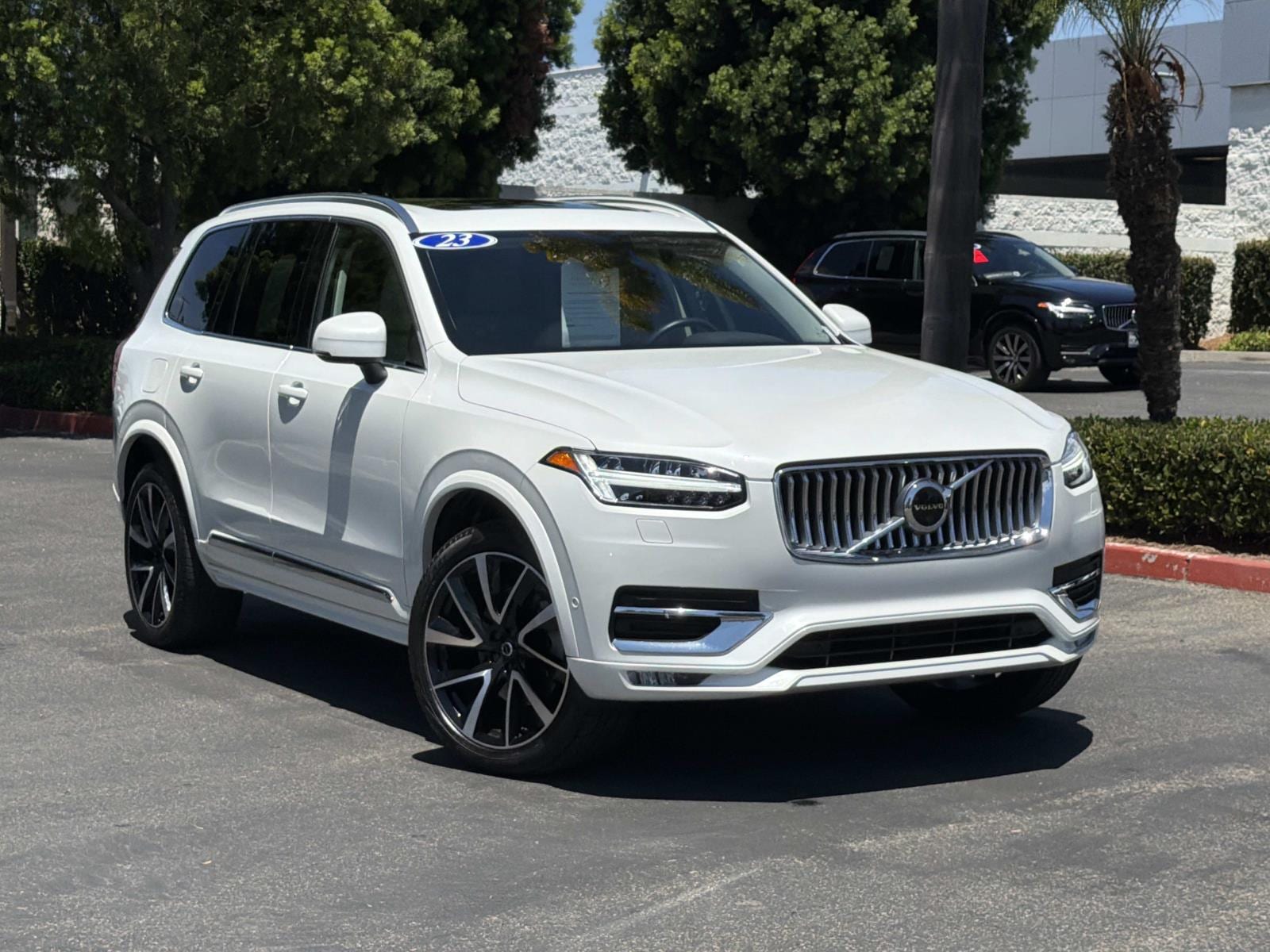 2023 Volvo XC90 B5 Plus 4WD's photo