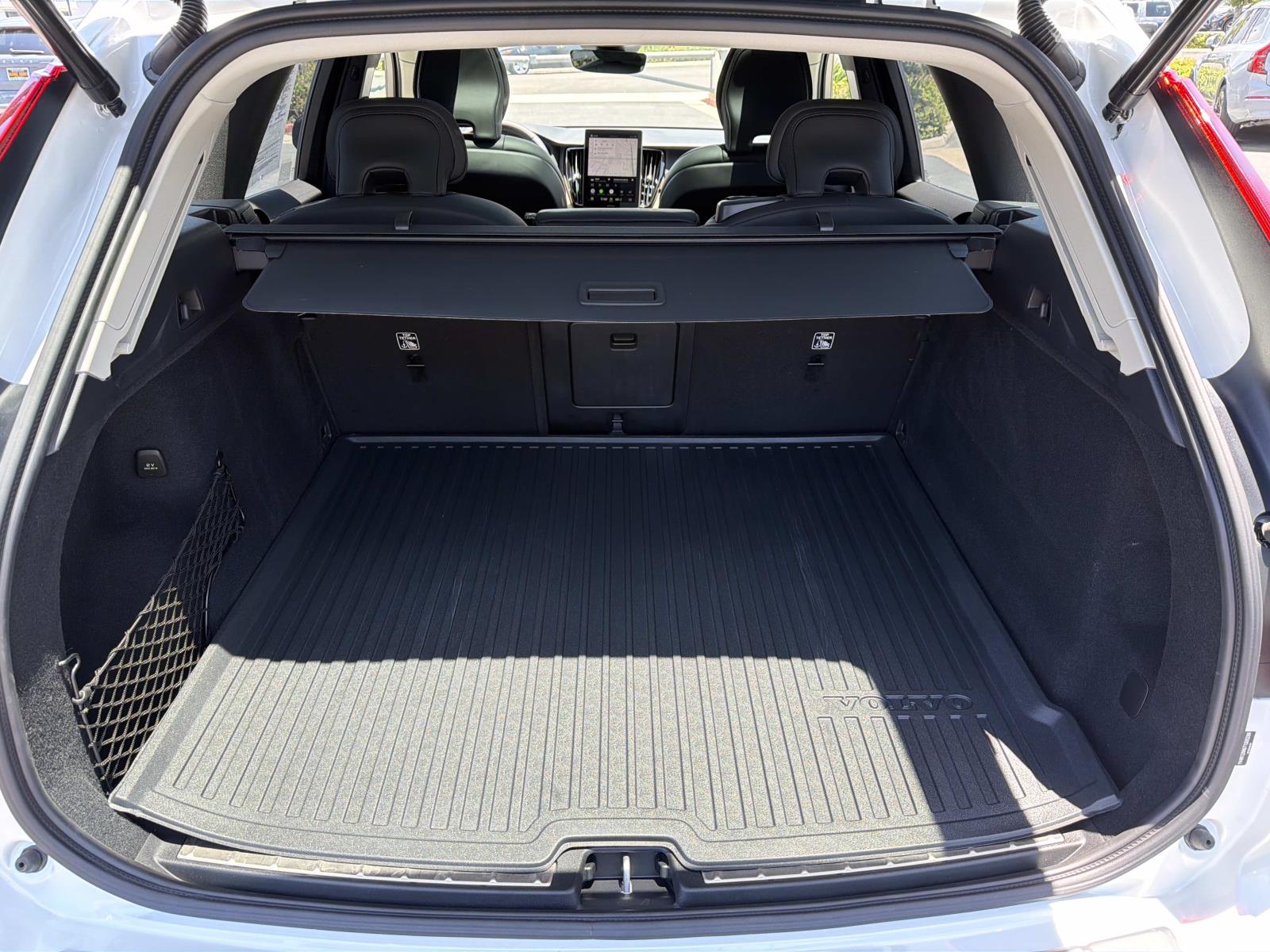2026 Volvo XC60 Ultra - Photo 23