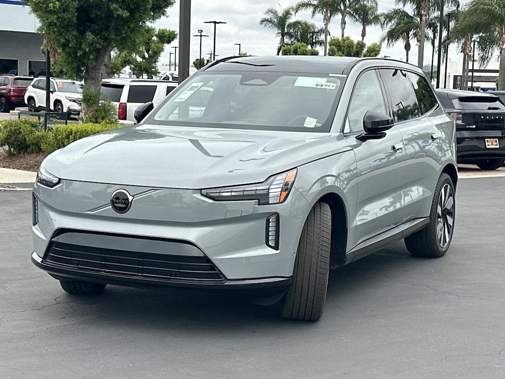 New 2026 Volvo EX90 Twin Motor Performance Ultra 6-Seater SUV